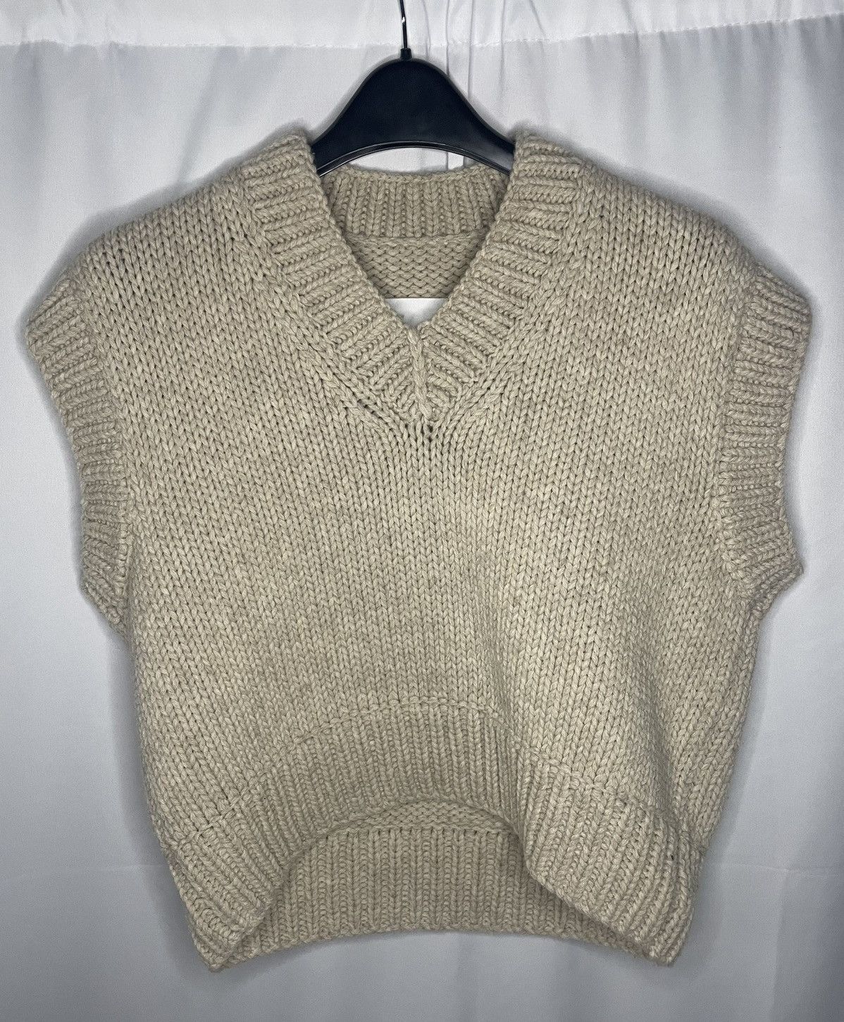 Maison Margiela Maison Margiela Cropped Knitted Vest Size US S / EU 44-46 / 1 - 1 Thumbnail
