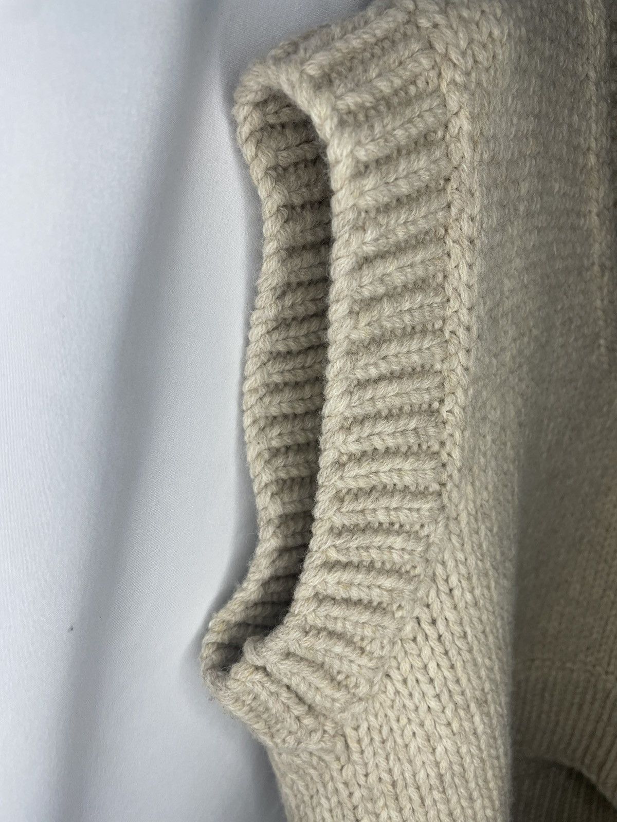 Maison Margiela Maison Margiela Cropped Knitted Vest Size US S / EU 44-46 / 1 - 6 Thumbnail
