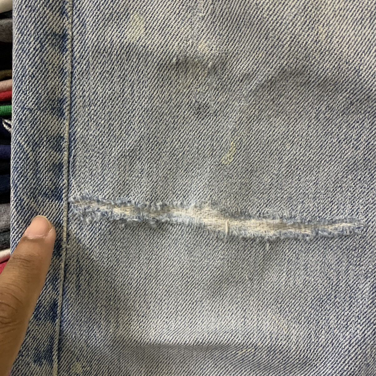 Levi's VINTAGE LEVIS 501 (KURT KOBAIN) Size US 29 - 3 Thumbnail