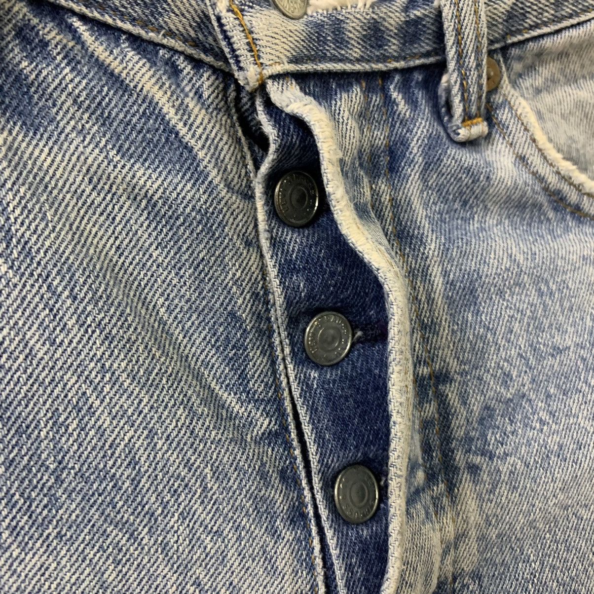 Levi's VINTAGE LEVIS 501 (KURT KOBAIN) Size US 29 - 9 Thumbnail