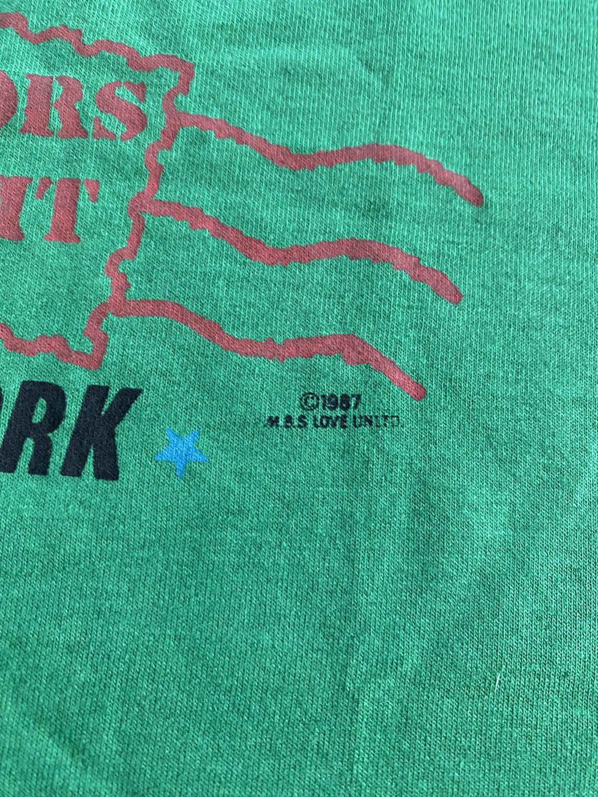 Vintage Vintage ‘87 New York Passport Good Times Single Stitch Tee Size US XL / EU 56 / 4 - 7 Thumbnail