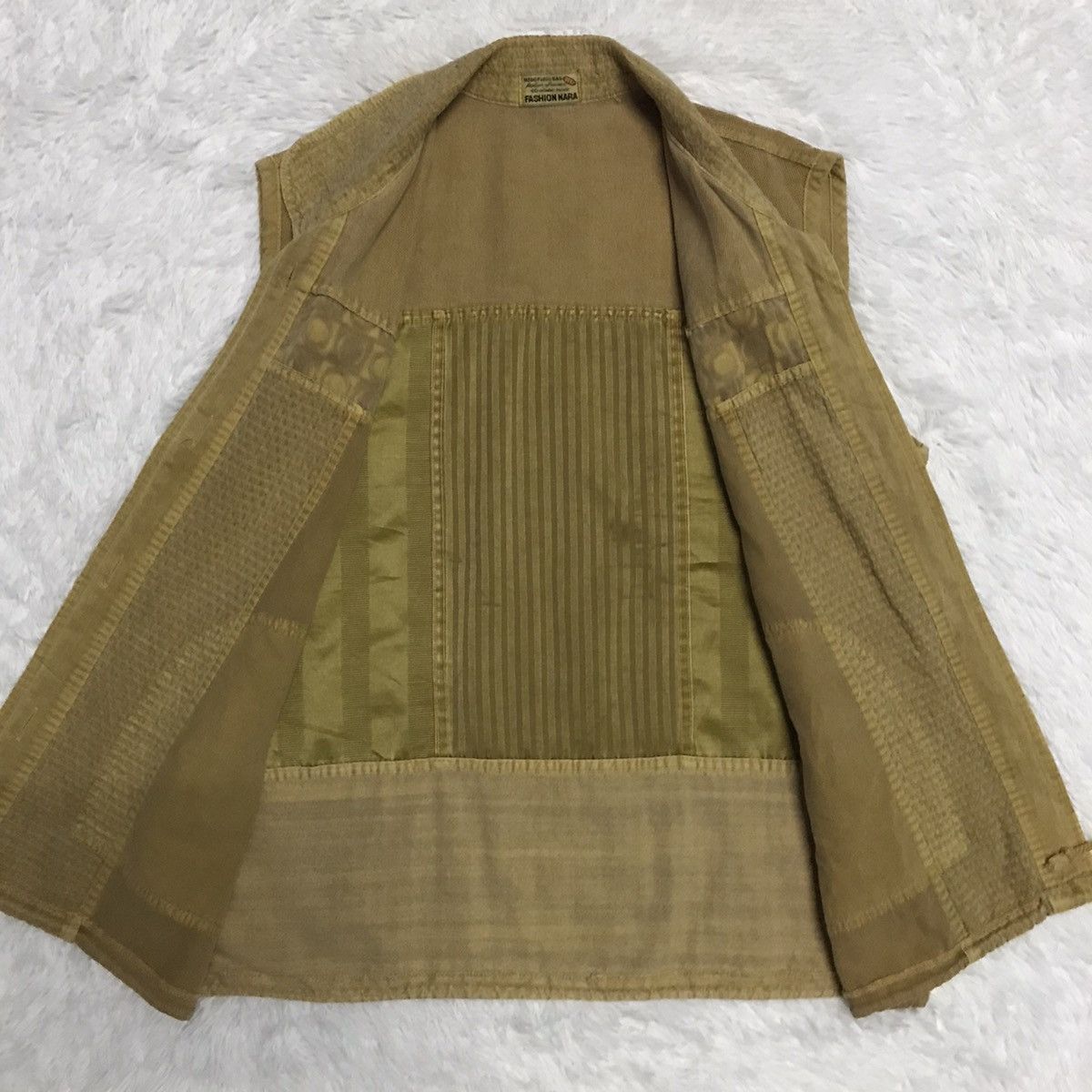 Japanese Brand Fashion Nara Unisex Classic Vest Size US L / EU 52-54 / 3 - 12 Thumbnail