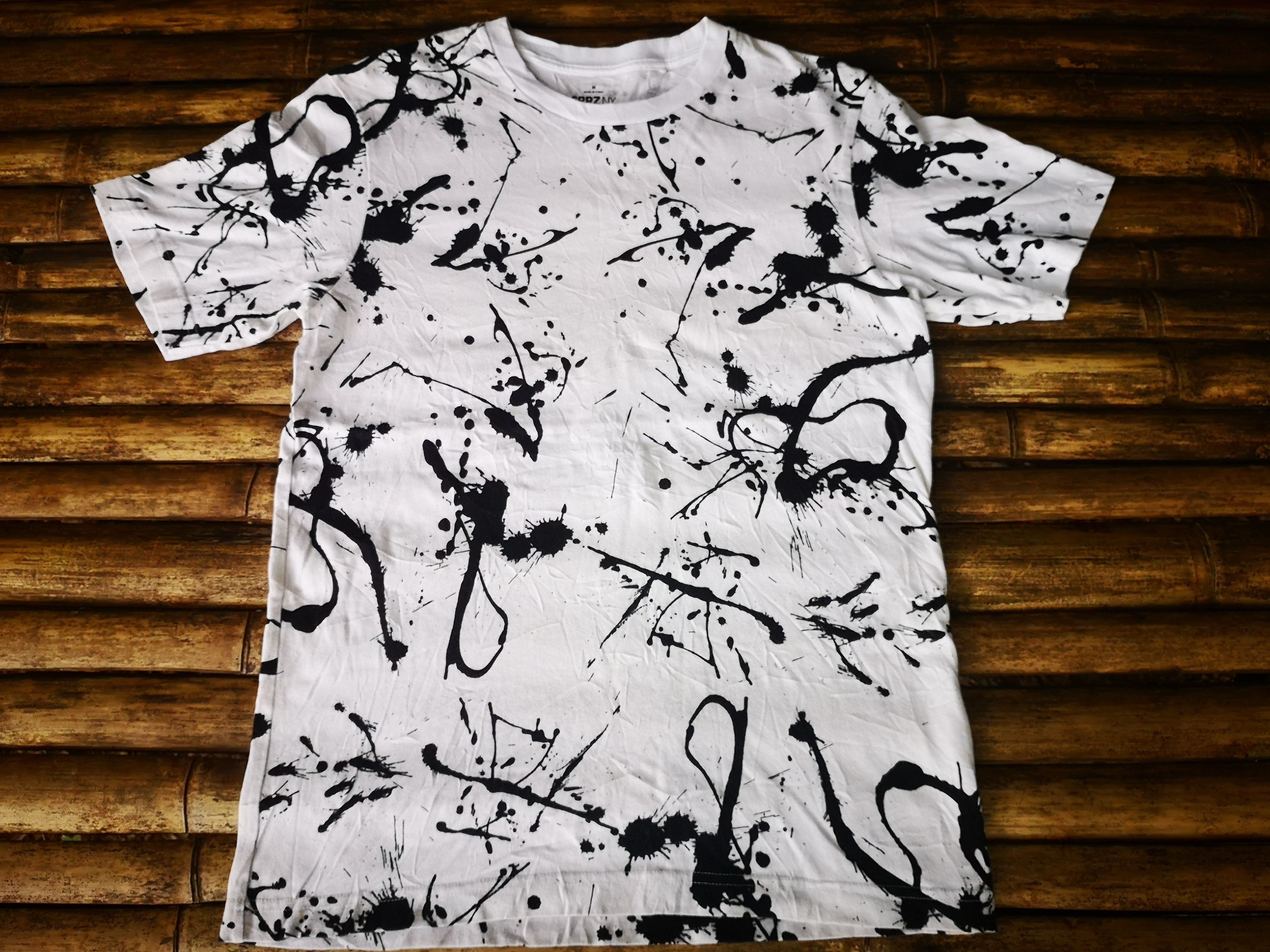 Designer × Uniqlo Art & Design SPRZ X Uniqlo Size US M / EU 48-50 / 2 - 3 Thumbnail