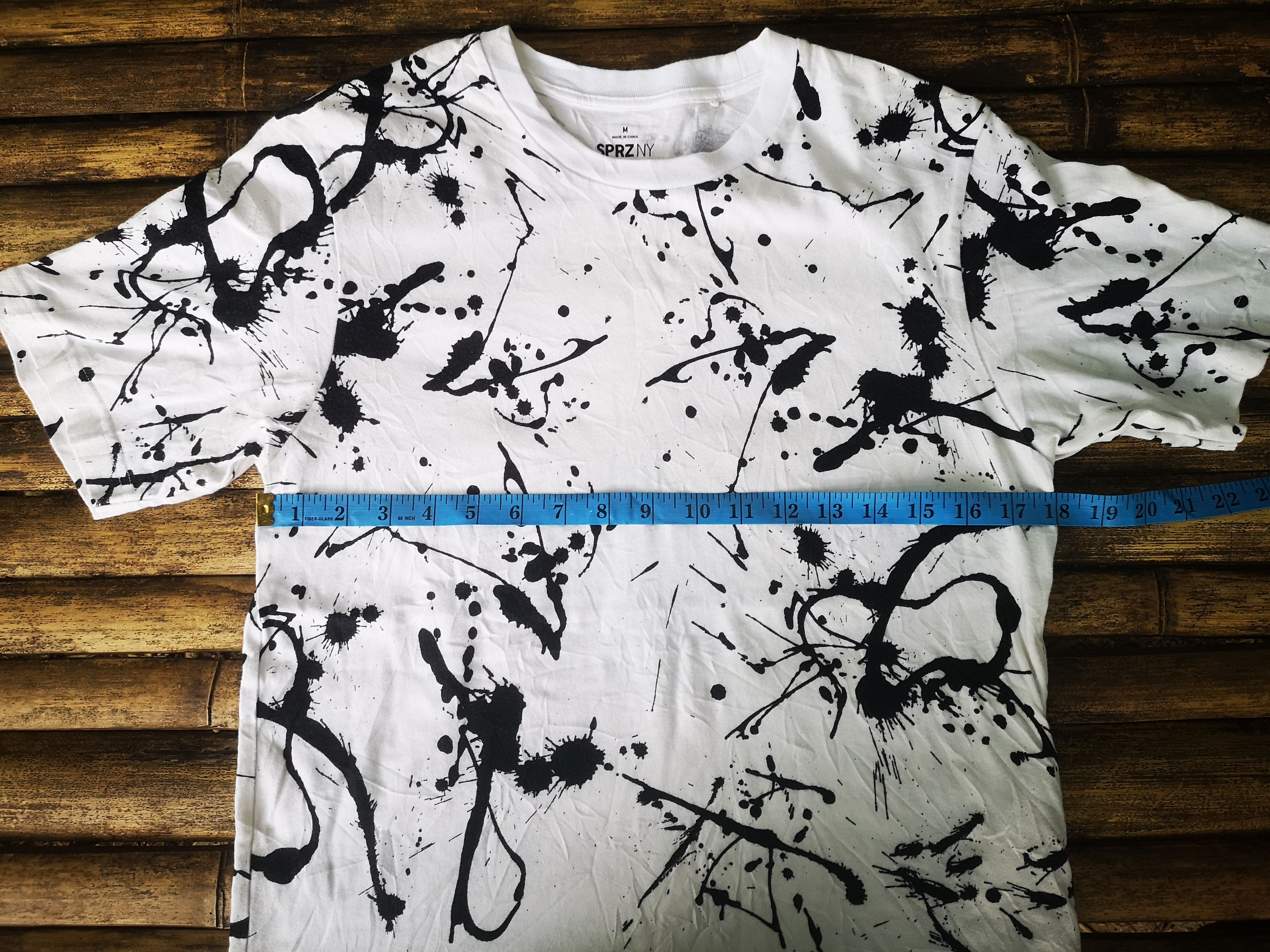 Designer × Uniqlo Art & Design SPRZ X Uniqlo Size US M / EU 48-50 / 2 - 7 Thumbnail