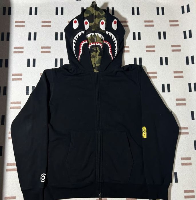 Bape shark hot sale hoodie grailed