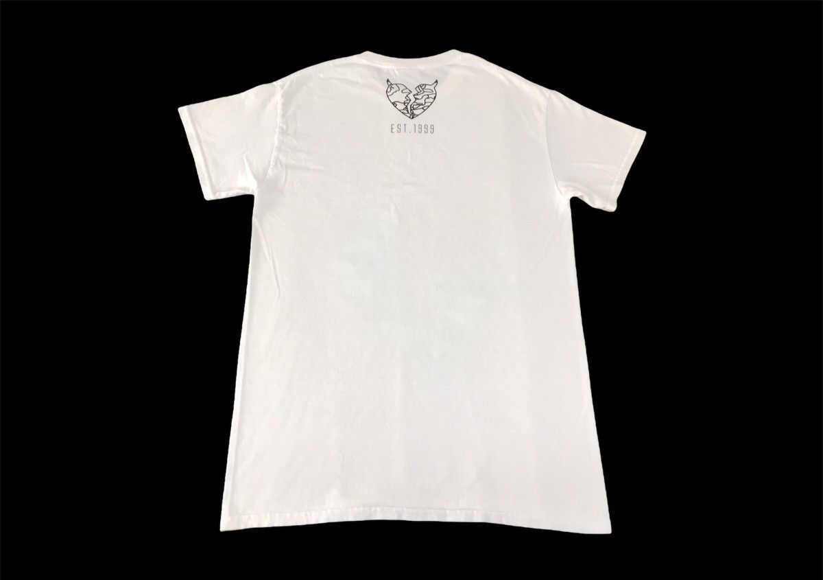 Japanese Brand Deviluse World Famous Skateboard Brand Heart Map Logo Tee Size US S / EU 44-46 / 1 - 6 Thumbnail