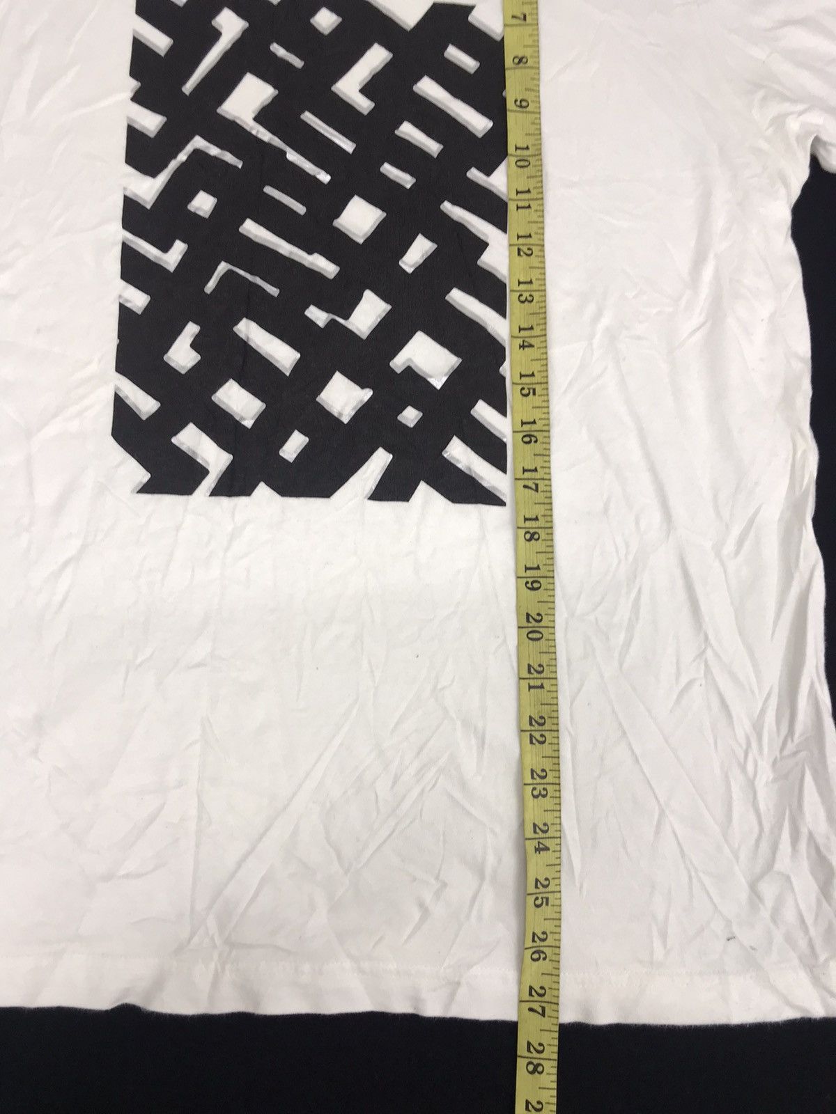 Designer George Sowden Designer Maze Art Graphic Tee Shirt Size US L / EU 52-54 / 3 - 7 Thumbnail