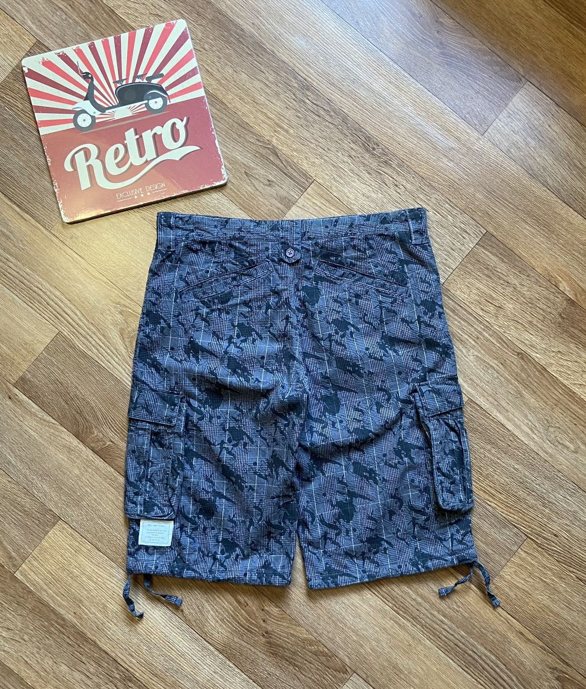 Nike × Vintage Nike Cargo Multi Pockets Shorts Size US 34 / EU 50 - 7 Thumbnail