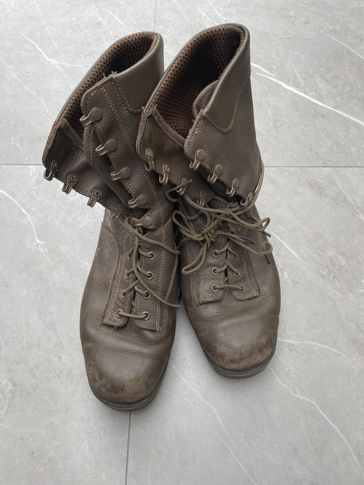 Other Trashed Military Issue Combat Boots Size US 10 / EU 43 - 3 Thumbnail