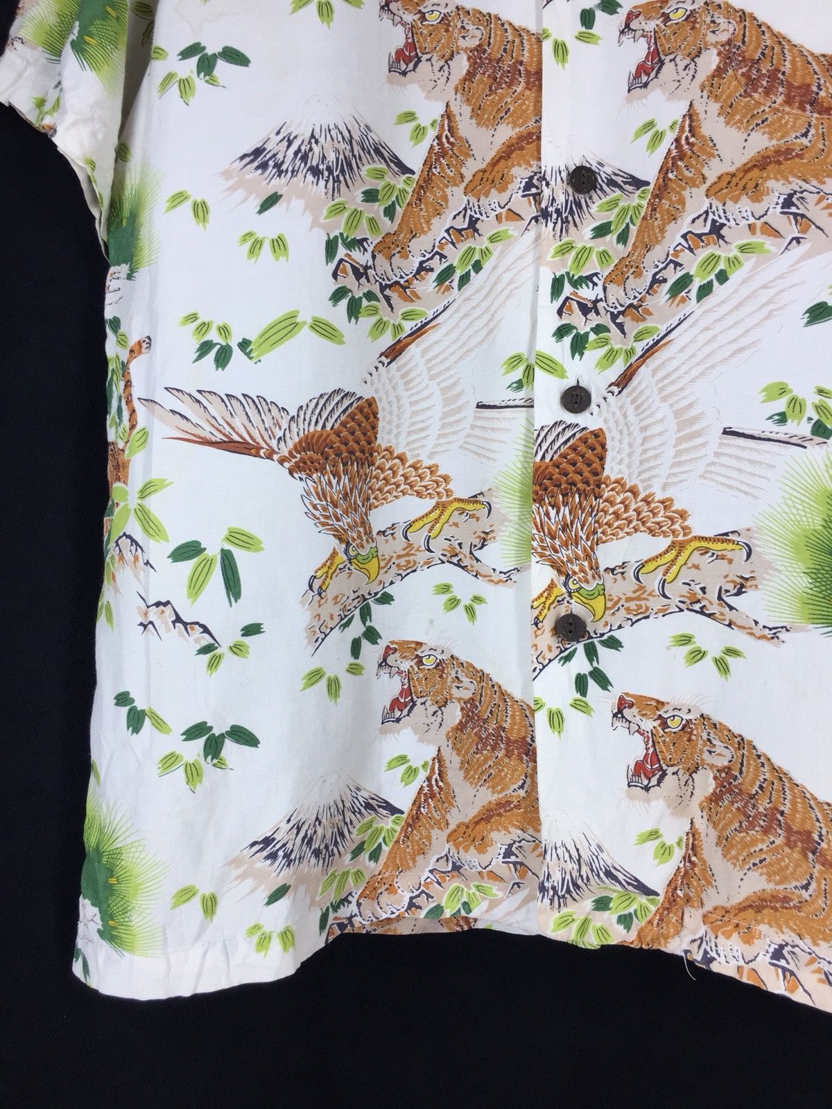 Japanese Brand × Toyo Enterprises VINTAGE JAPANESE TIGER MOTIF SUKAJAN CAMP COLLAR Size US L / EU 52-54 / 3 - 9 Thumbnail