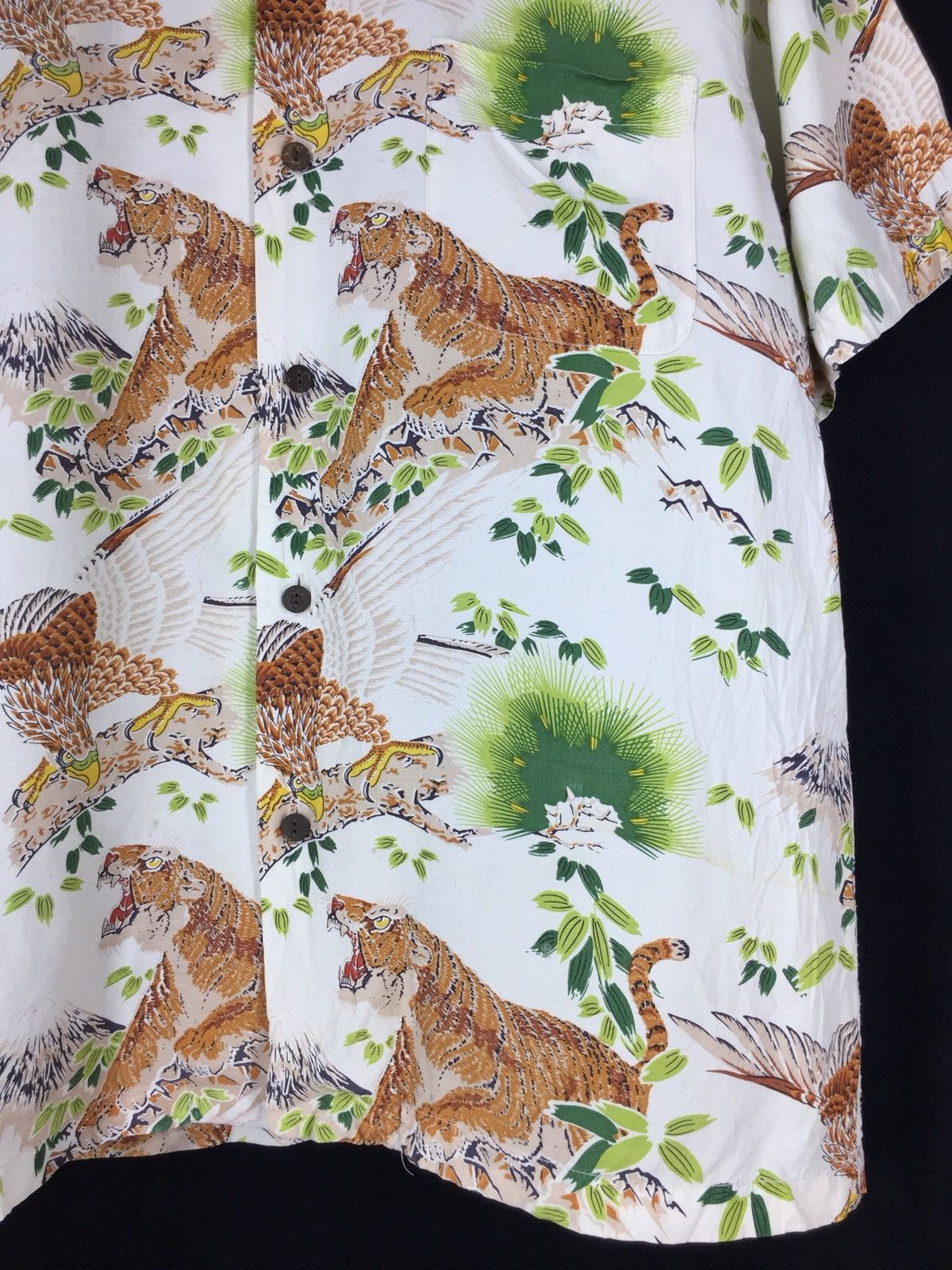 Japanese Brand × Toyo Enterprises VINTAGE JAPANESE TIGER MOTIF SUKAJAN CAMP COLLAR Size US L / EU 52-54 / 3 - 7 Thumbnail