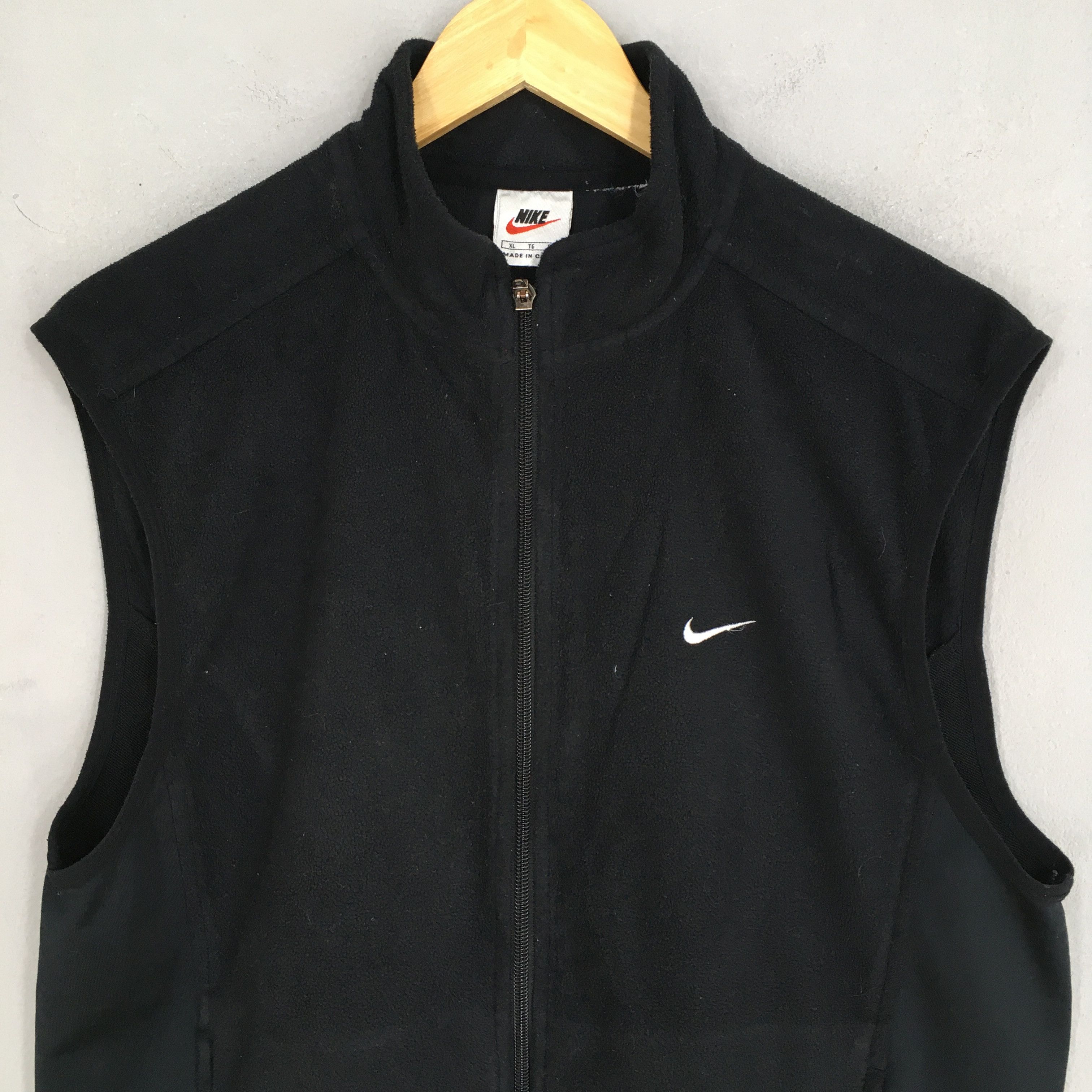 Nike Vintage Nike ACG Swoosh Fleece Vest Sweater Medium Size US M / EU 48-50 / 2 - 2 Thumbnail