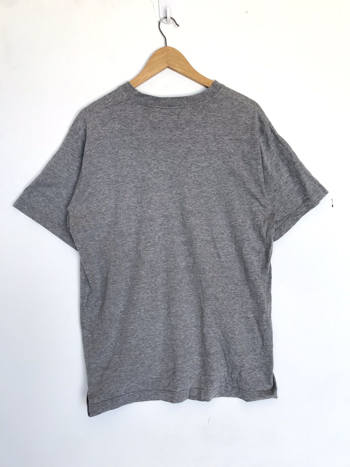 Burberry Burberry Tshirt Size US L / EU 52-54 / 3 - 4 Thumbnail