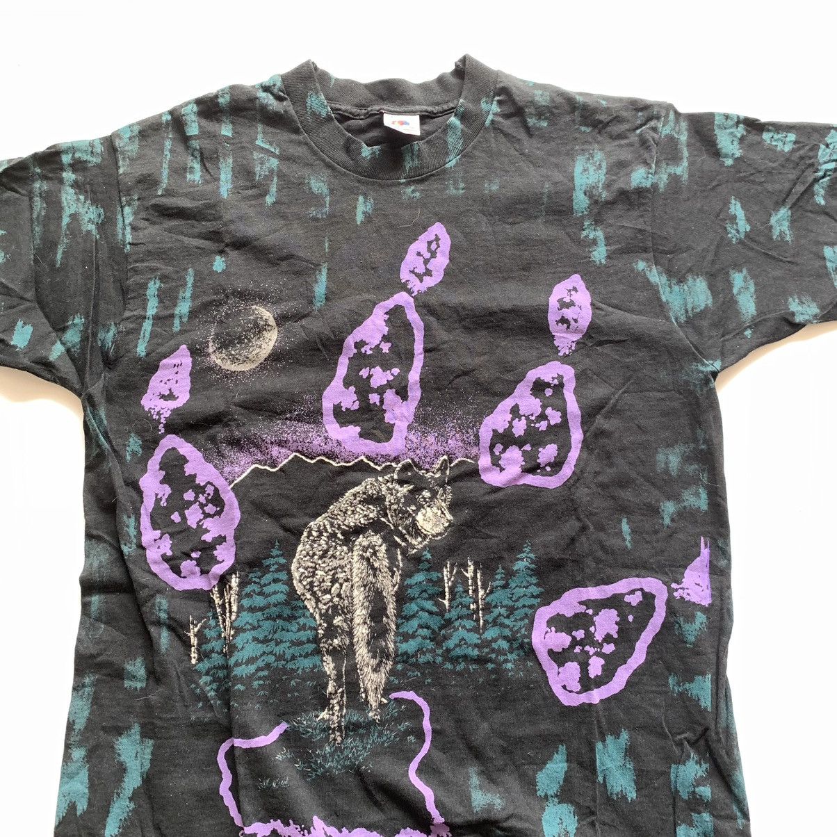 Vintage Vintage 1990s Wolf Wildlife Nature AOP Graphic T Shirt Large Size US M / EU 48-50 / 2 - 2 Thumbnail