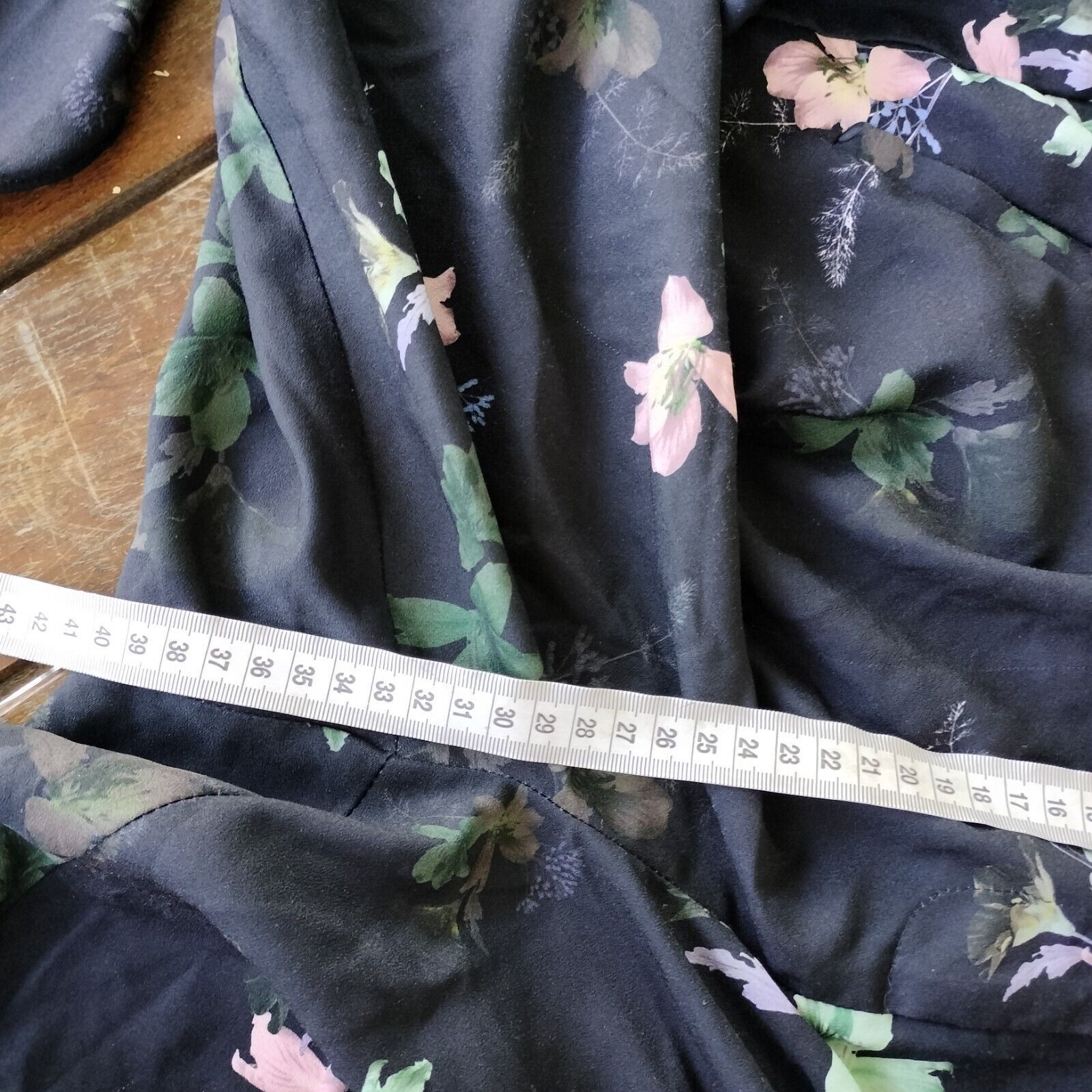 Designer Portmans Pants Black Floral High Waist Pleated Tapered Size 32" / US 10 / IT 46 - 11 Thumbnail