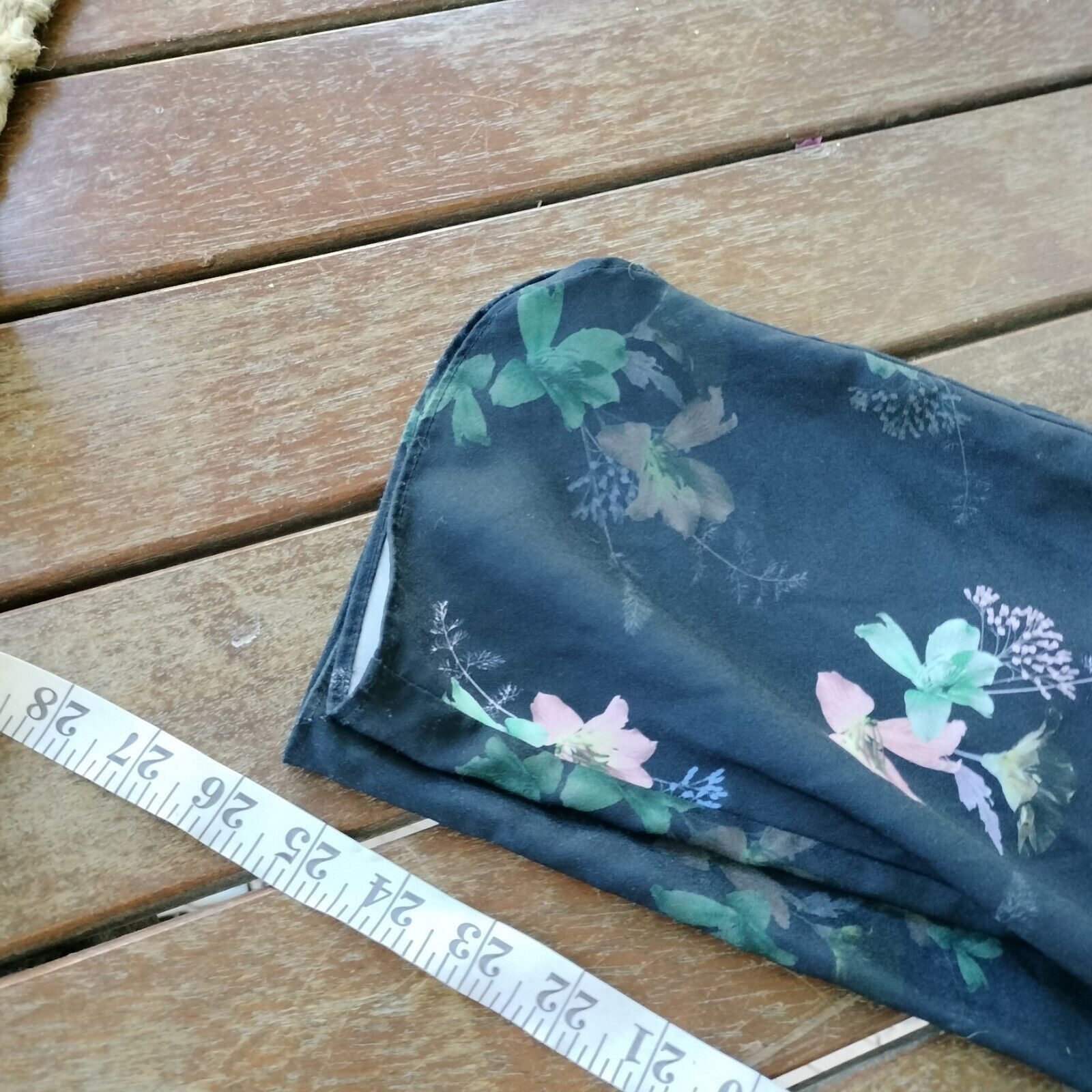 Designer Portmans Pants Black Floral High Waist Pleated Tapered Size 32" / US 10 / IT 46 - 12 Thumbnail