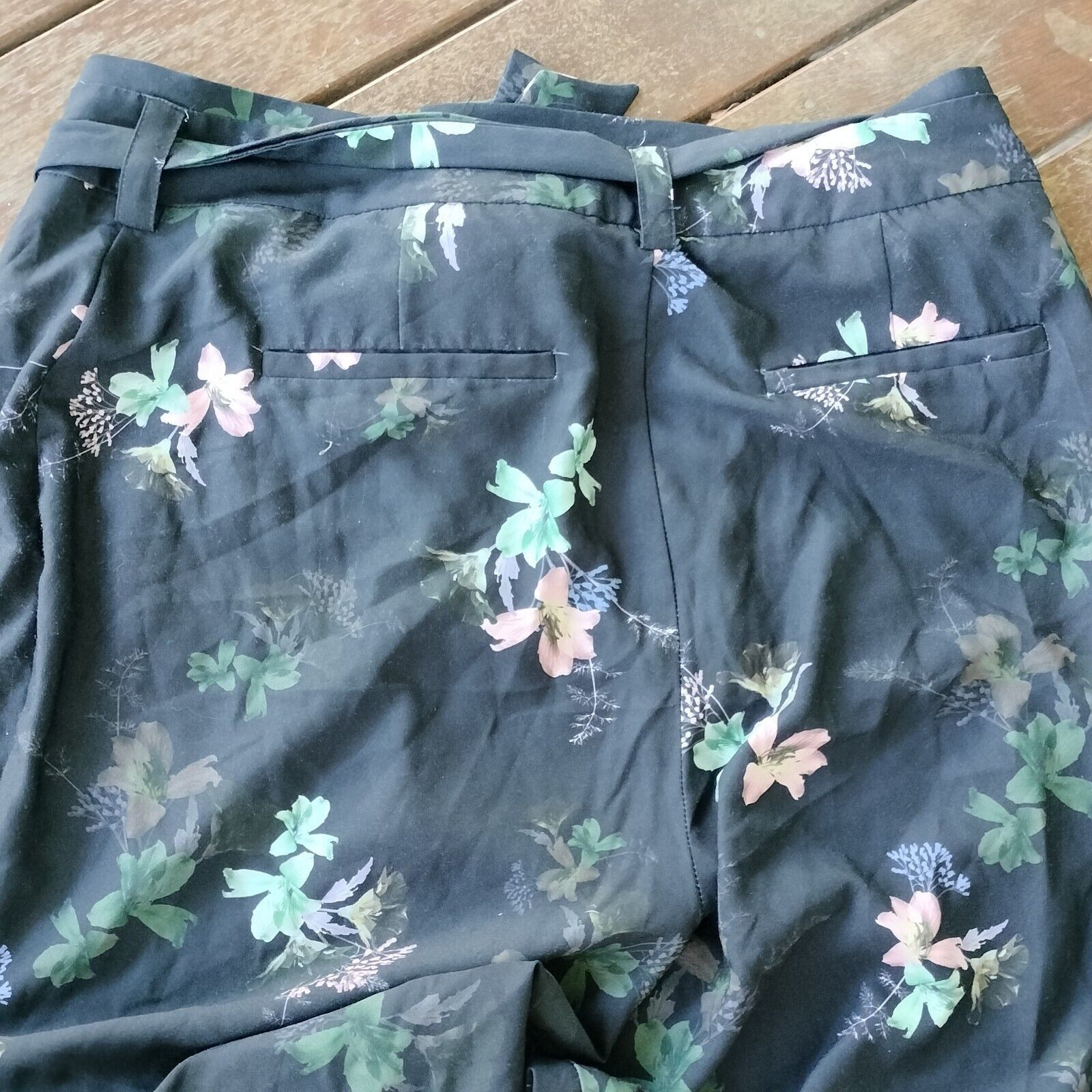 Designer Portmans Pants Black Floral High Waist Pleated Tapered Size 32" / US 10 / IT 46 - 8 Thumbnail