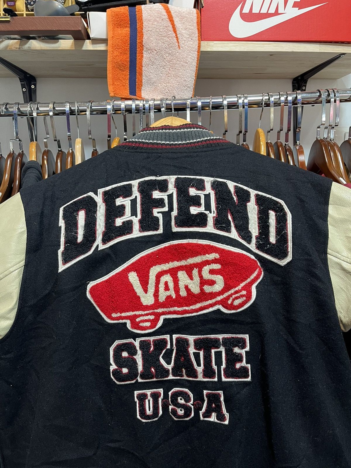 Vans × Vintage Grail Vans Defend Skate USA Varsity Jacket Size US L / EU 52-54 / 3 - 4 Thumbnail
