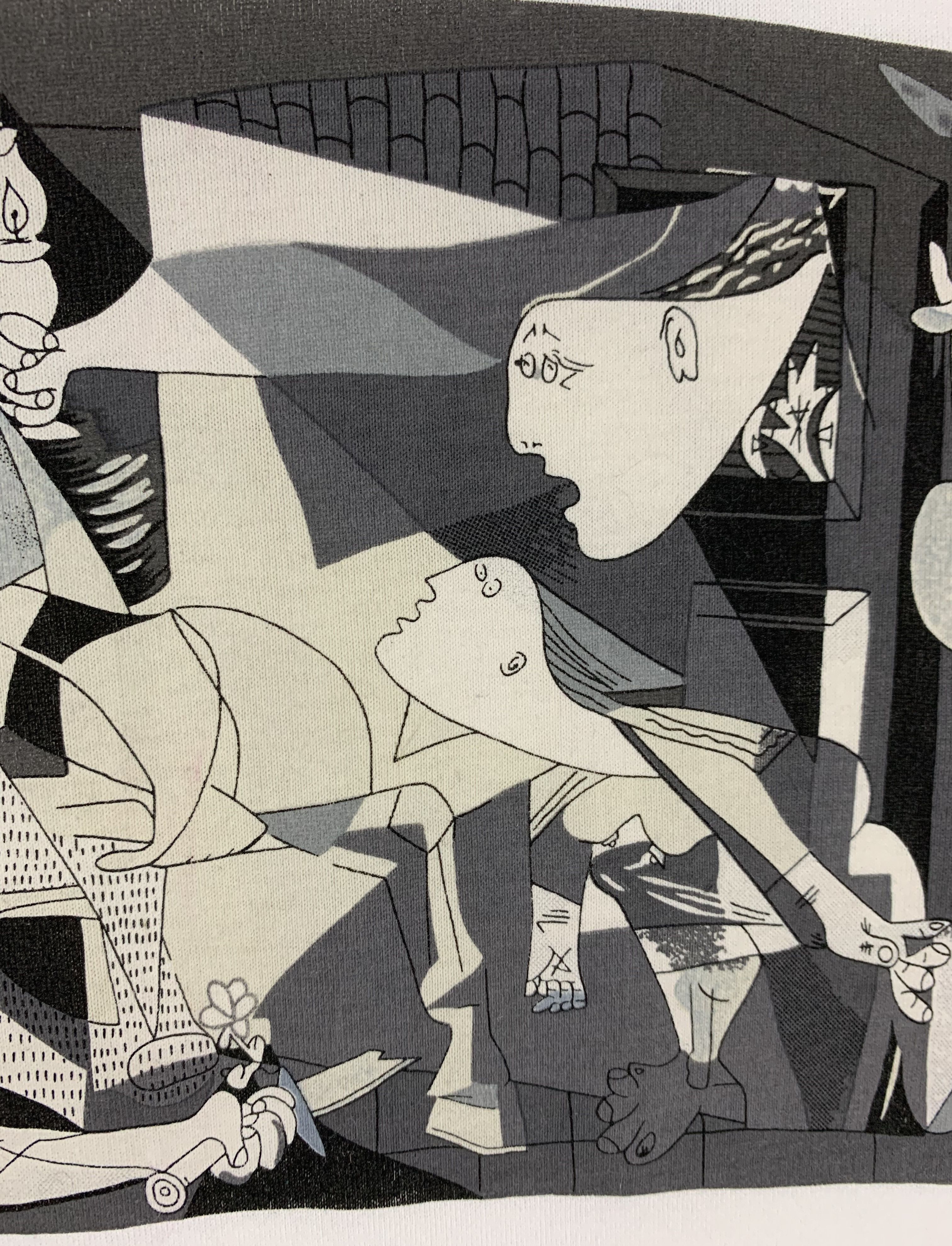 Vintage Pablo Picasso Guernica the famous anti-war painting vtg tee Size US L / EU 52-54 / 3 - 5 Thumbnail