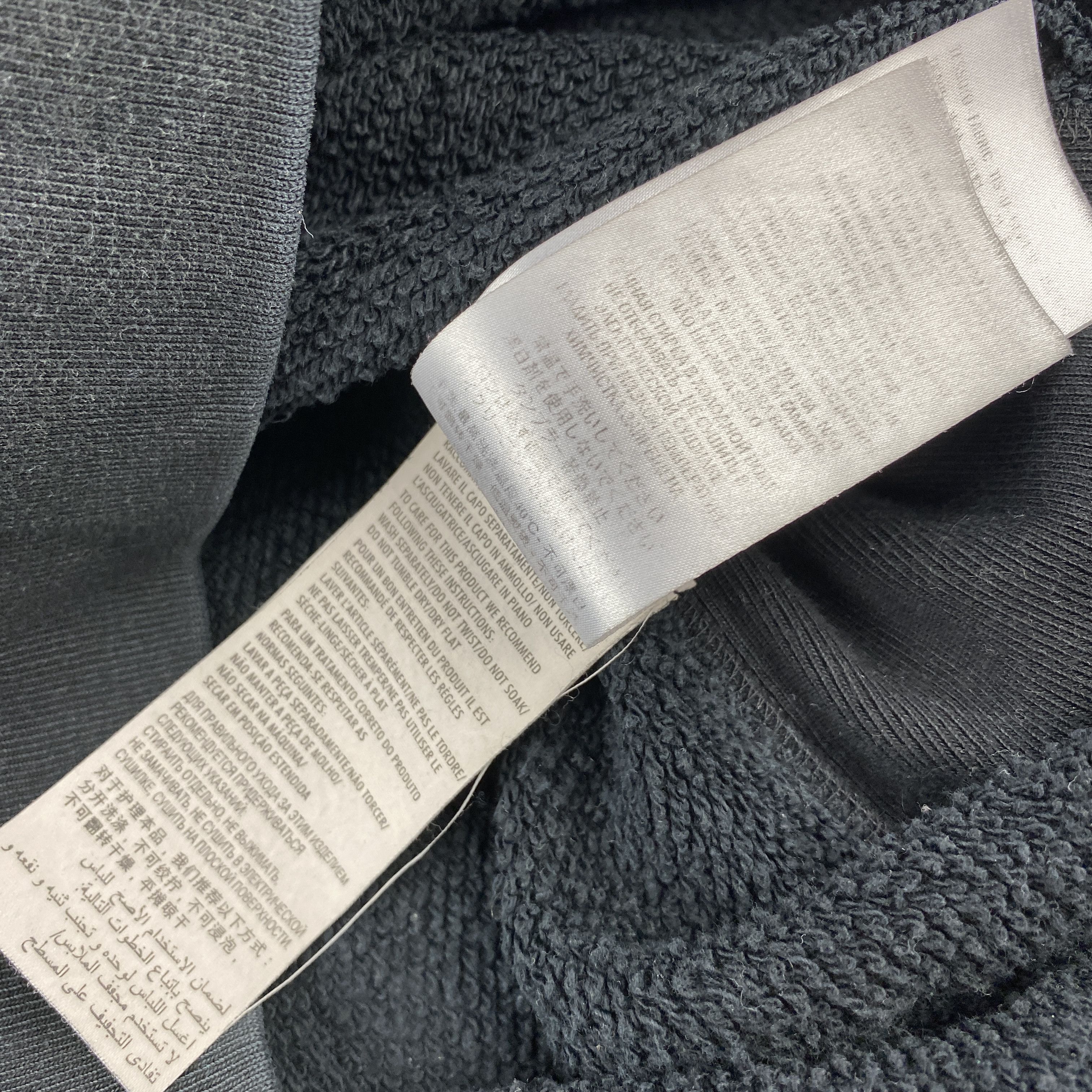 Gucci Gucci "Fake Logo" Hoodie Size US S / EU 44-46 / 1 - 8 Thumbnail