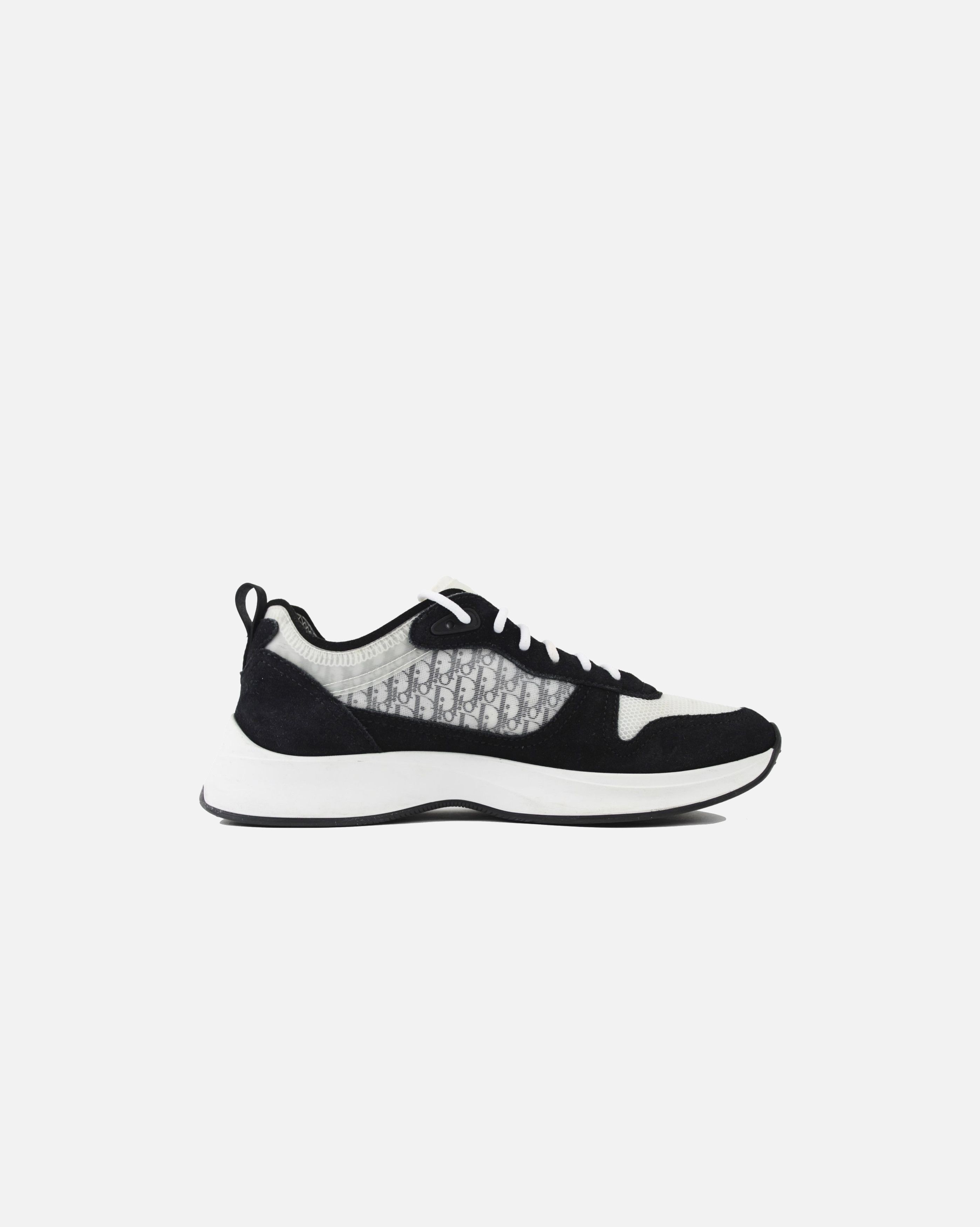 Pre owned Dior B25 Runner Sneakers In Black ModeSens