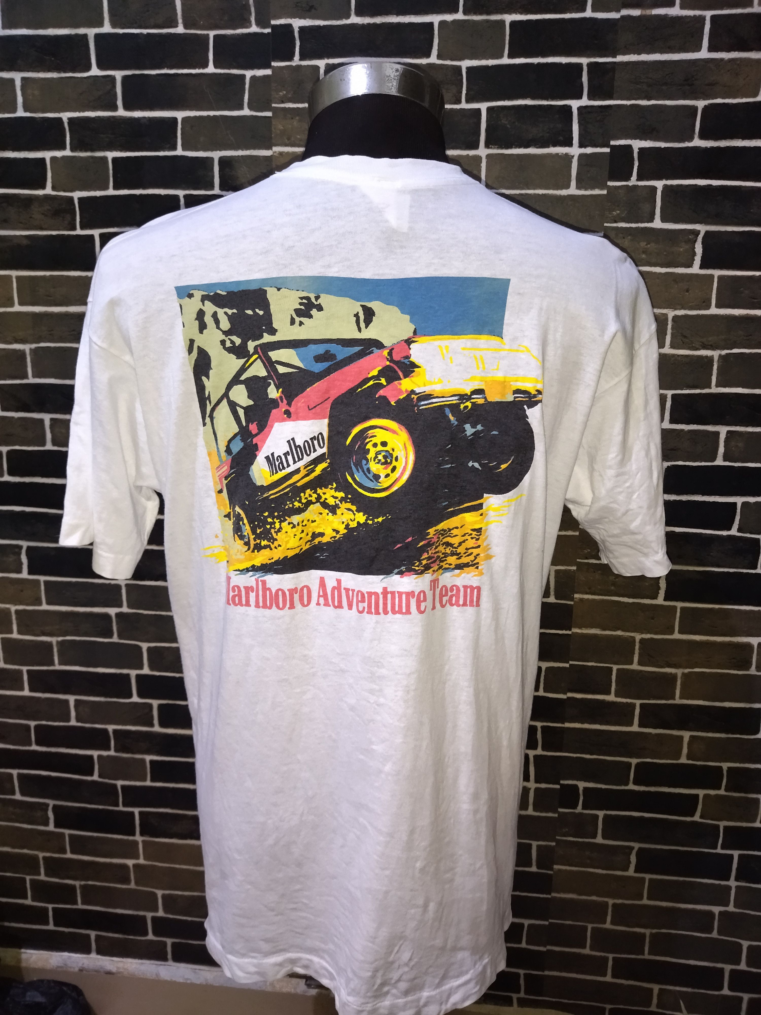 Vintage Malboro Adventure Team Pocket Tshirt