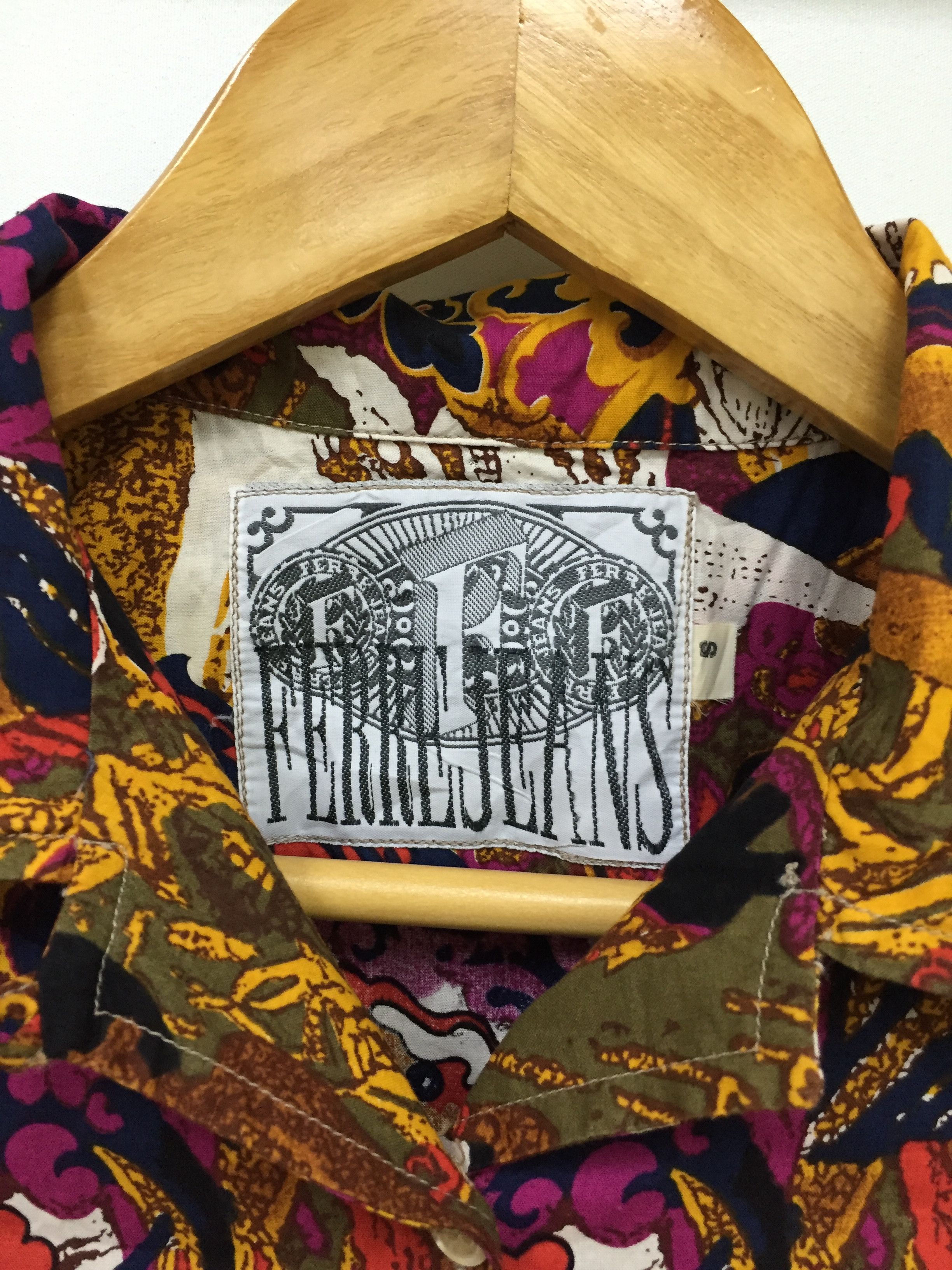 Gianfranco Ferre 90's American native Hawaiian Fullprint Size L / US 10 / IT 46 - 8 Thumbnail