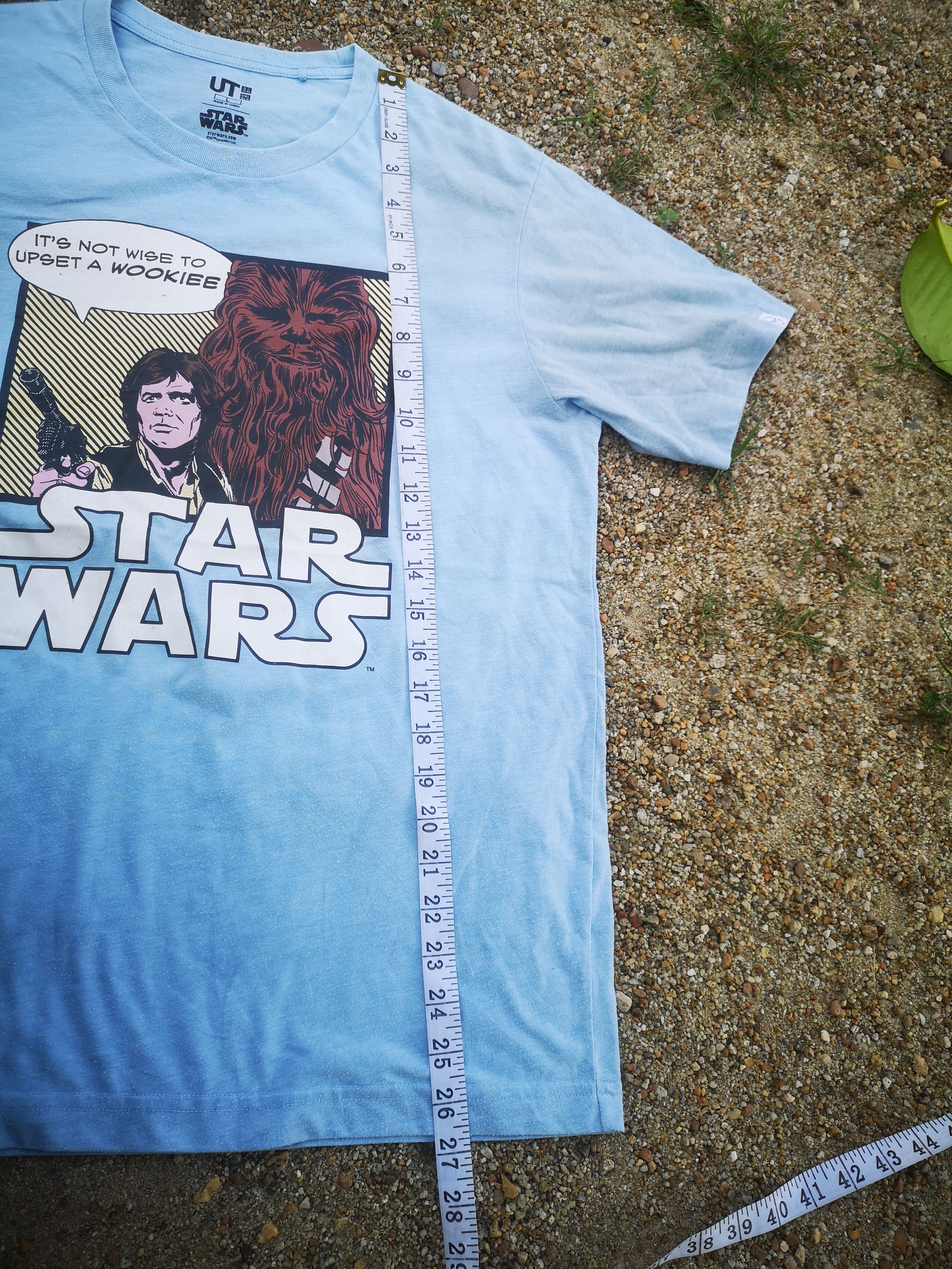 Uniqlo Star Wars By Uniqlo Size US L / EU 52-54 / 3 - 5 Thumbnail