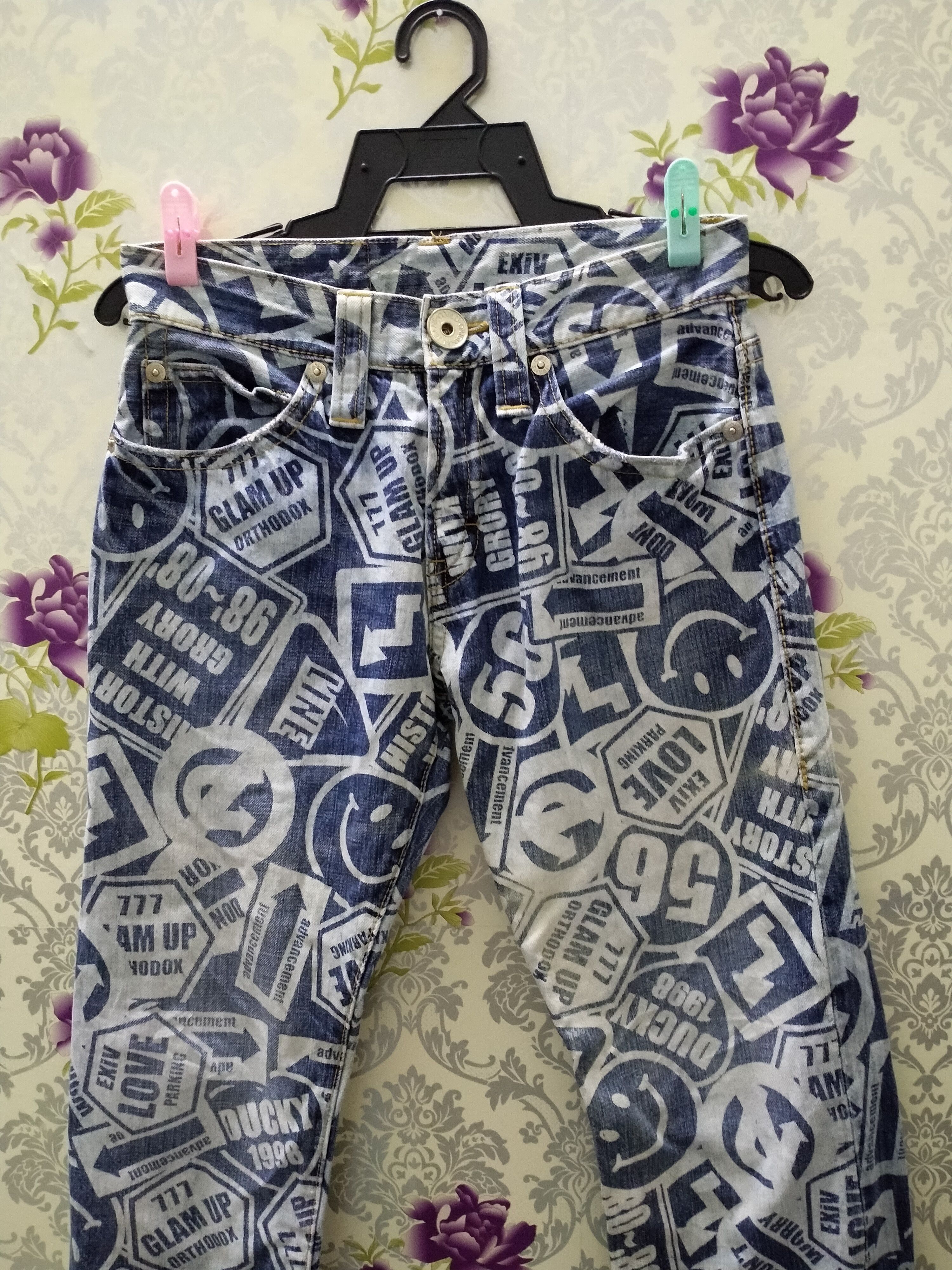 NEED GONE NOW...CO&LU ALLOVER PRINT STAIGHT JEANS