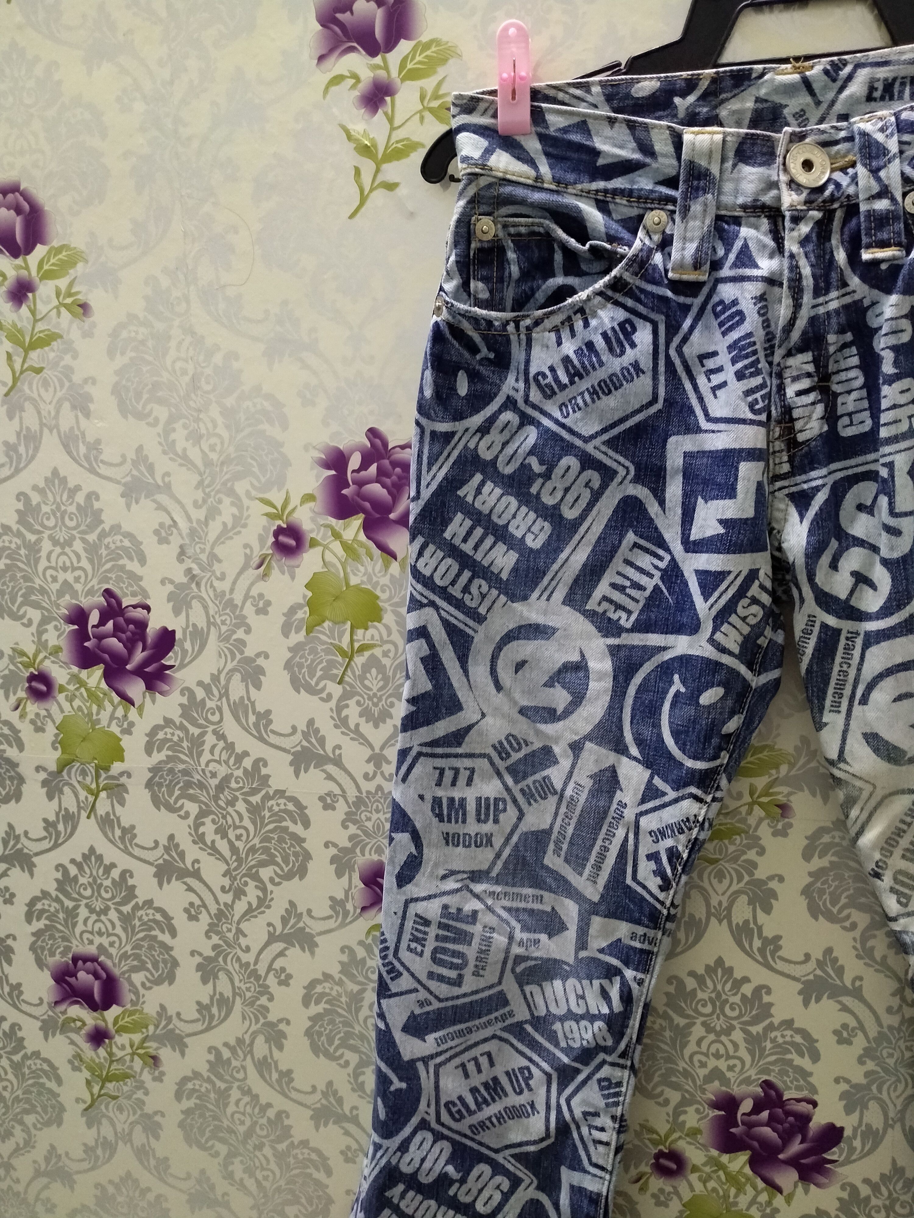 Hysteric Glamour NEED GONE NOW...CO&LU ALLOVER PRINT STAIGHT JEANS Size US 30 / EU 46 - 3 Thumbnail