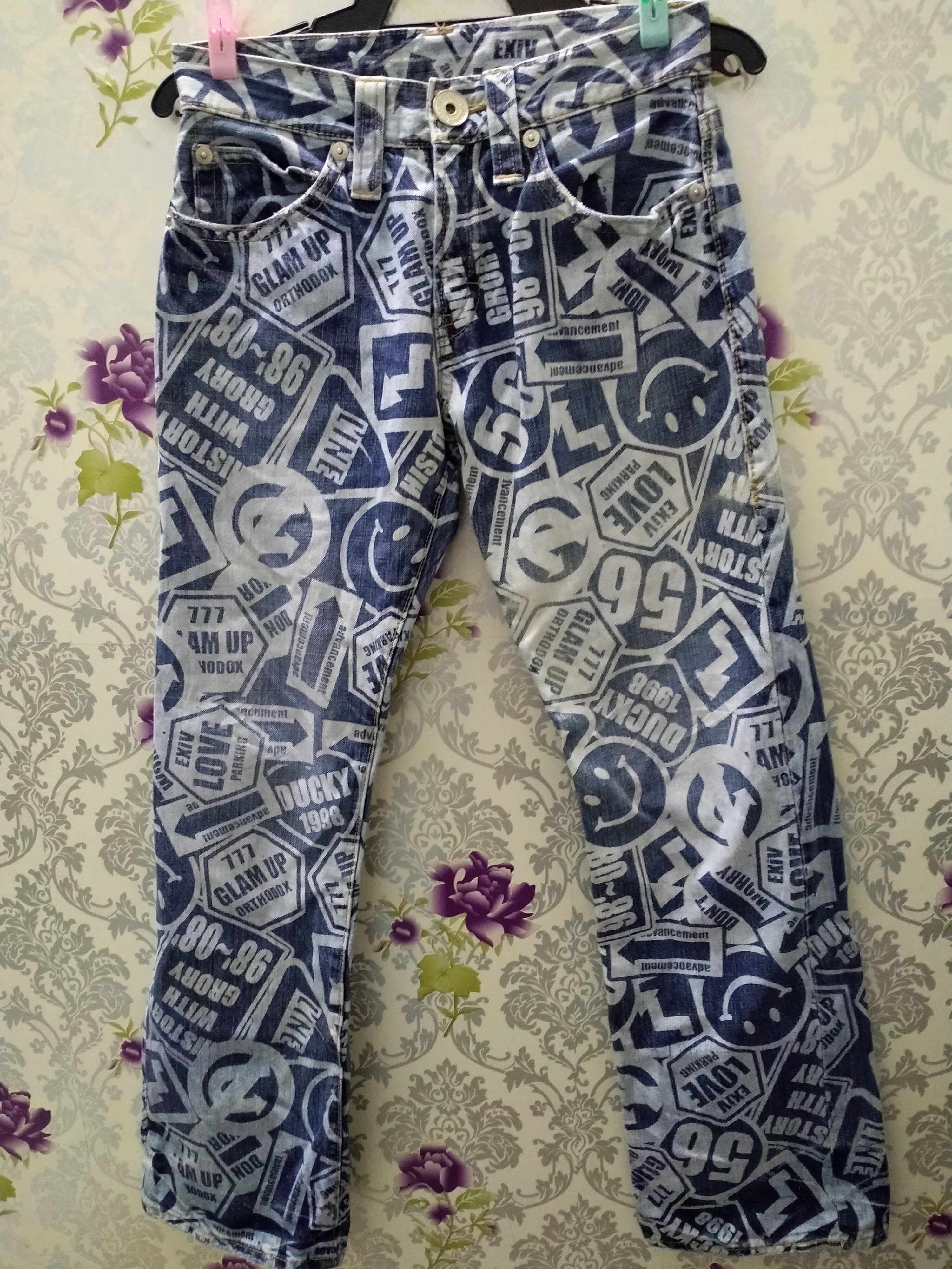Hysteric Glamour NEED GONE NOW...CO&LU ALLOVER PRINT STAIGHT JEANS Size US 30 / EU 46 - 2 Thumbnail