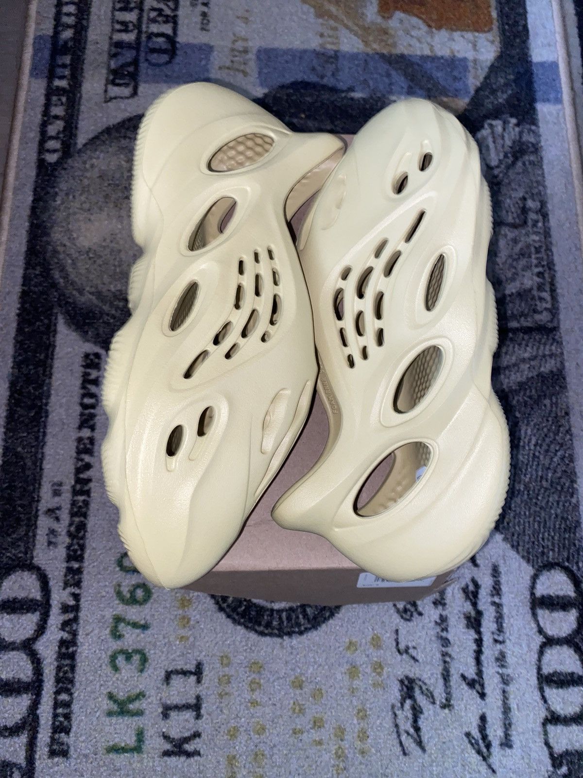Adidas × Kanye West adidas Yeezy Foam RNNR Sulfur Size US 9 / EU 42 - 1 Thumbnail