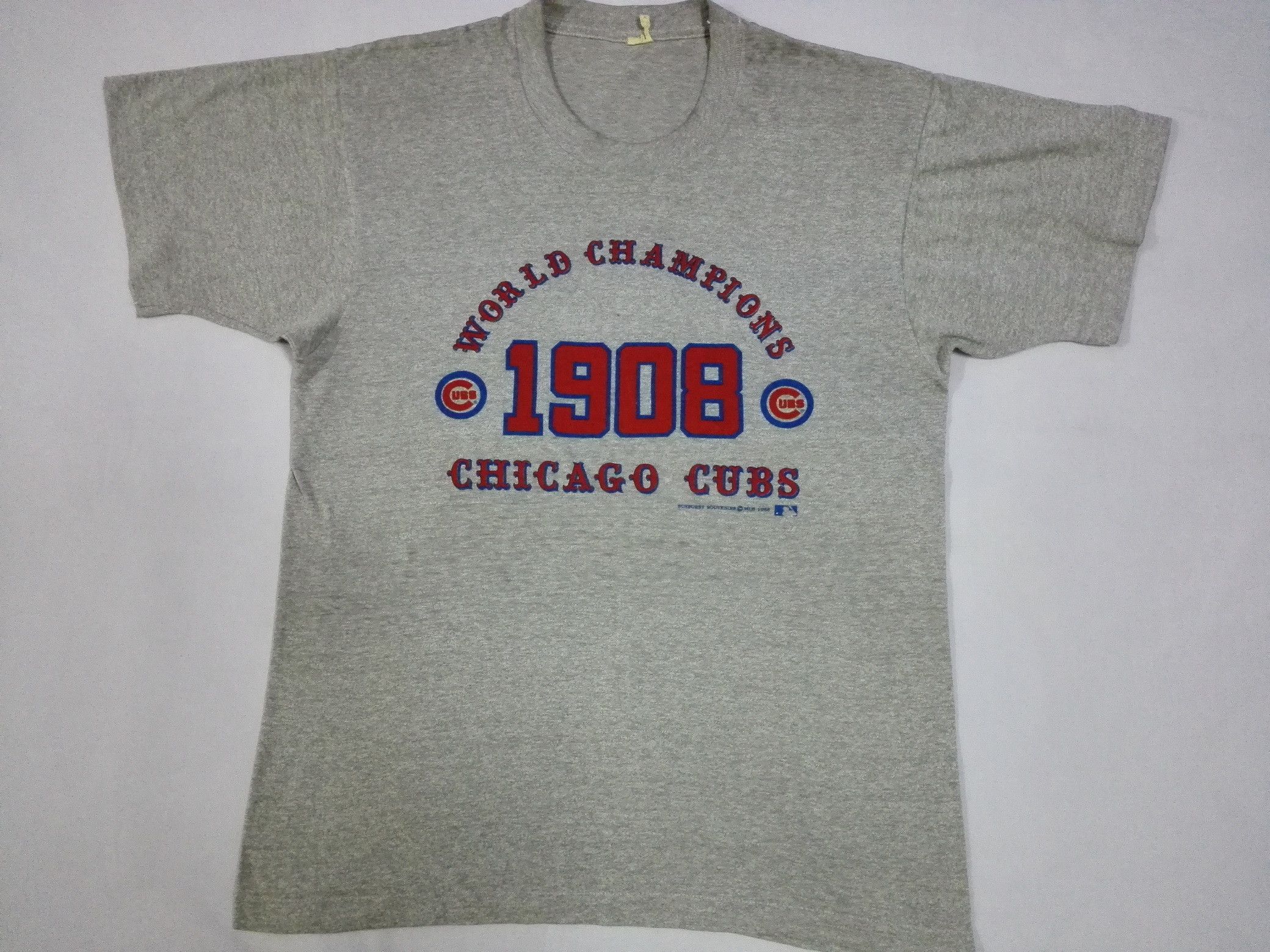 Vintage 80s 1988 CHICAGO CUBS Mlb Baseball Tee 50/50 Size US M / EU 48-50 / 2 - 1 Thumbnail