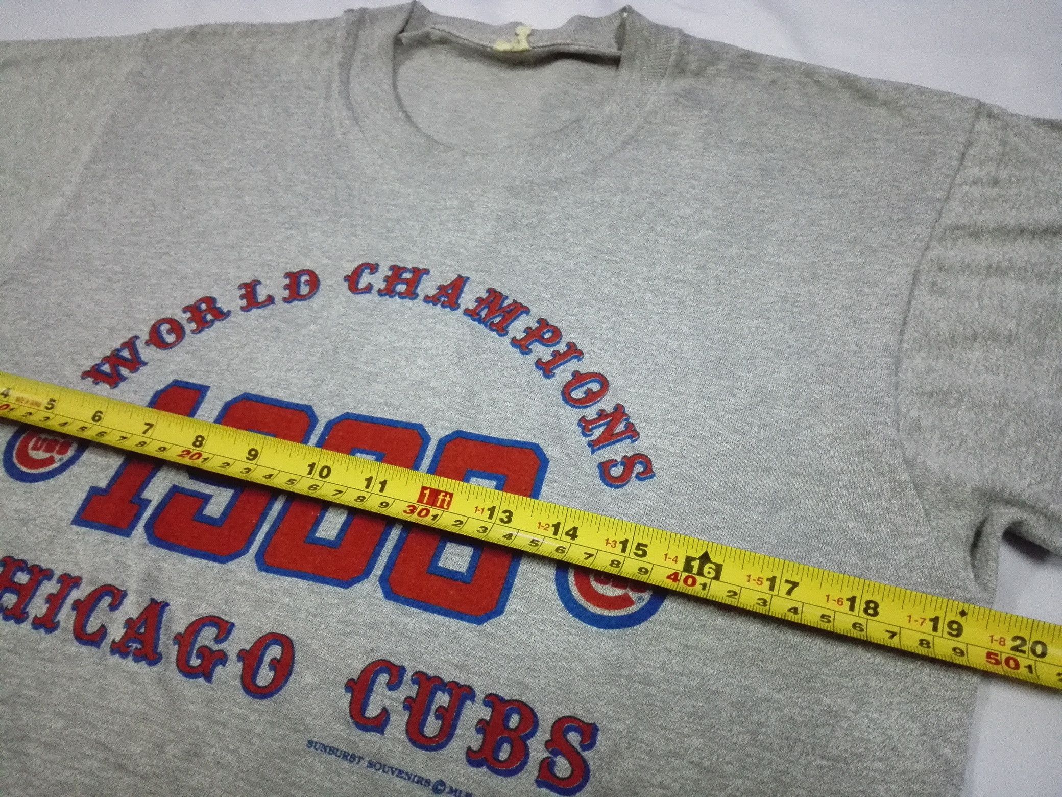 Vintage 80s 1988 CHICAGO CUBS Mlb Baseball Tee 50/50 Size US M / EU 48-50 / 2 - 5 Thumbnail