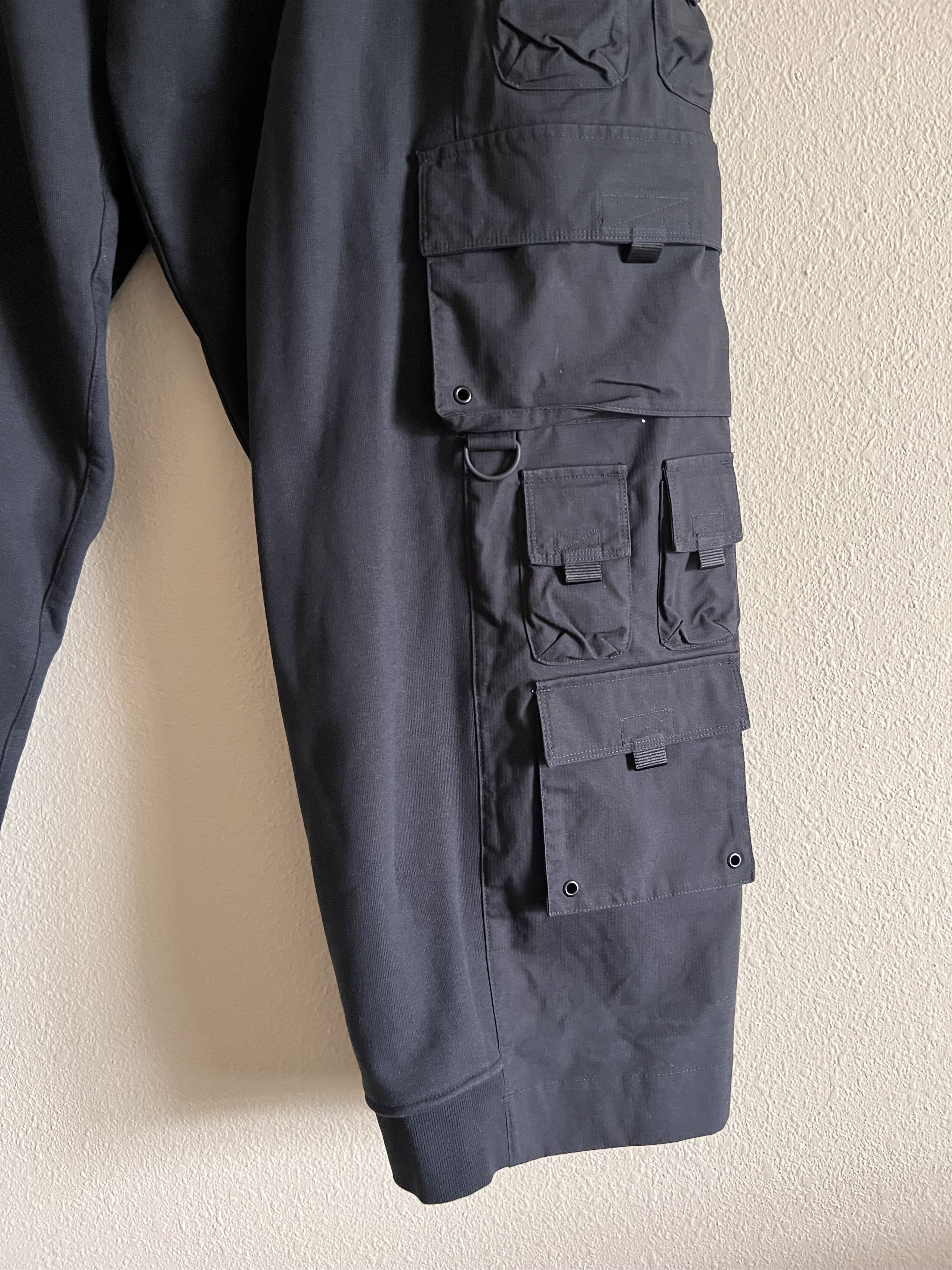 Nike × peaceminusone Nike Peaceminsuone G-Dragon Cargo Pants in Black Size US 36 / EU 52 - 4 Thumbnail
