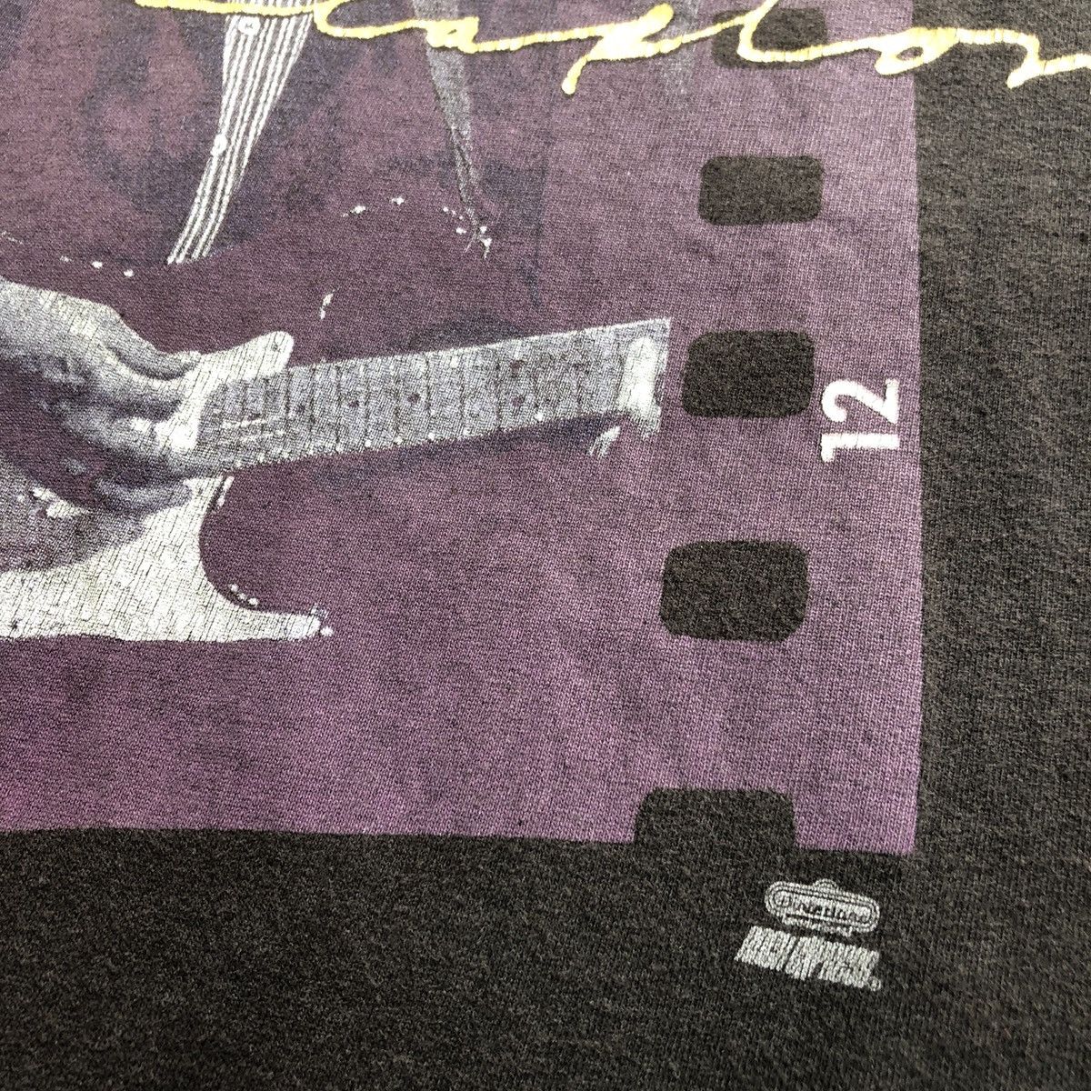 Band Tees × Vintage Vintage 90s Eric Clapton Winterland Fades Tshirt Size US L / EU 52-54 / 3 - 5 Thumbnail