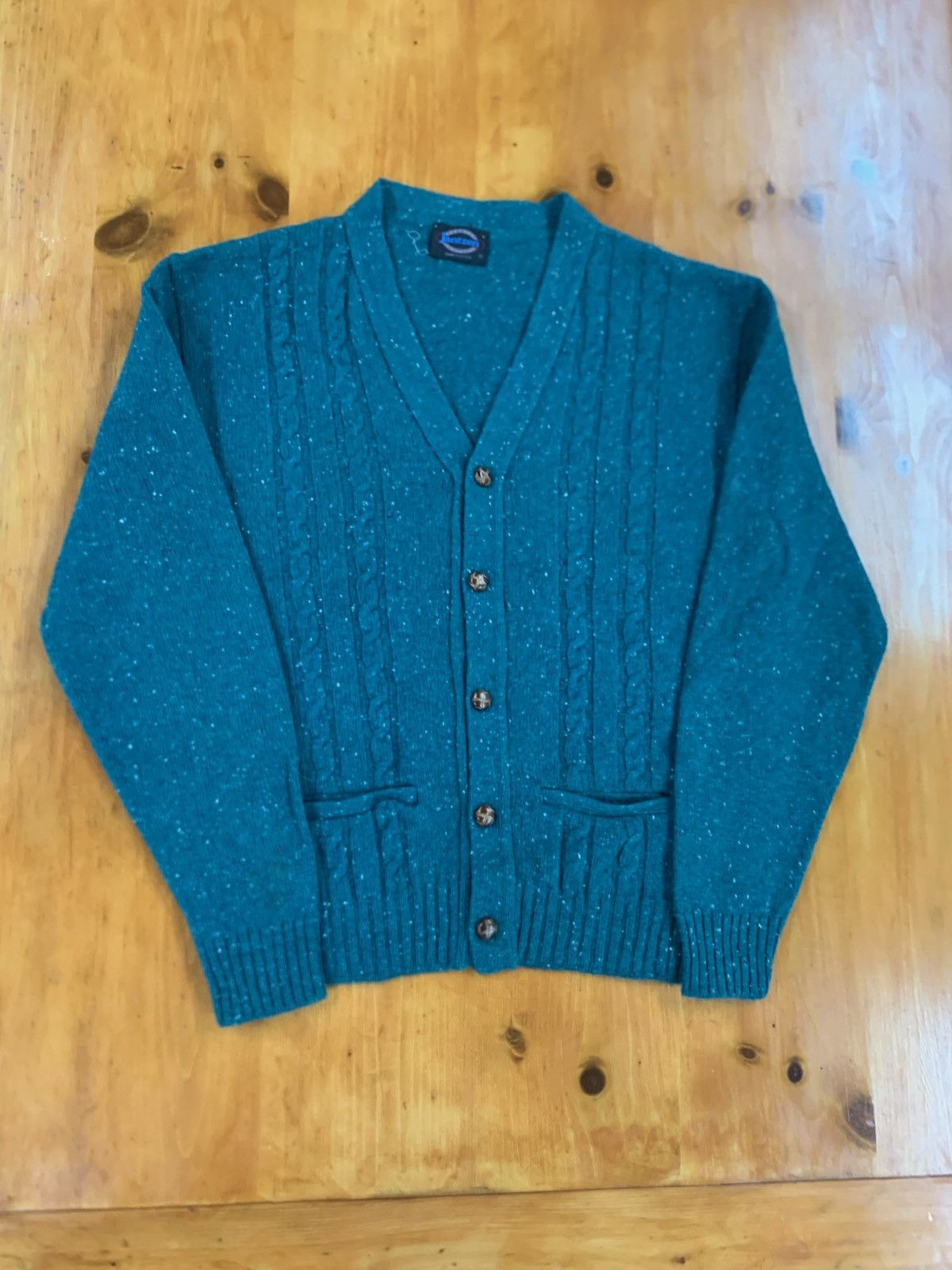 Retro Crew-Neck Green Knit Cardigan main image 1