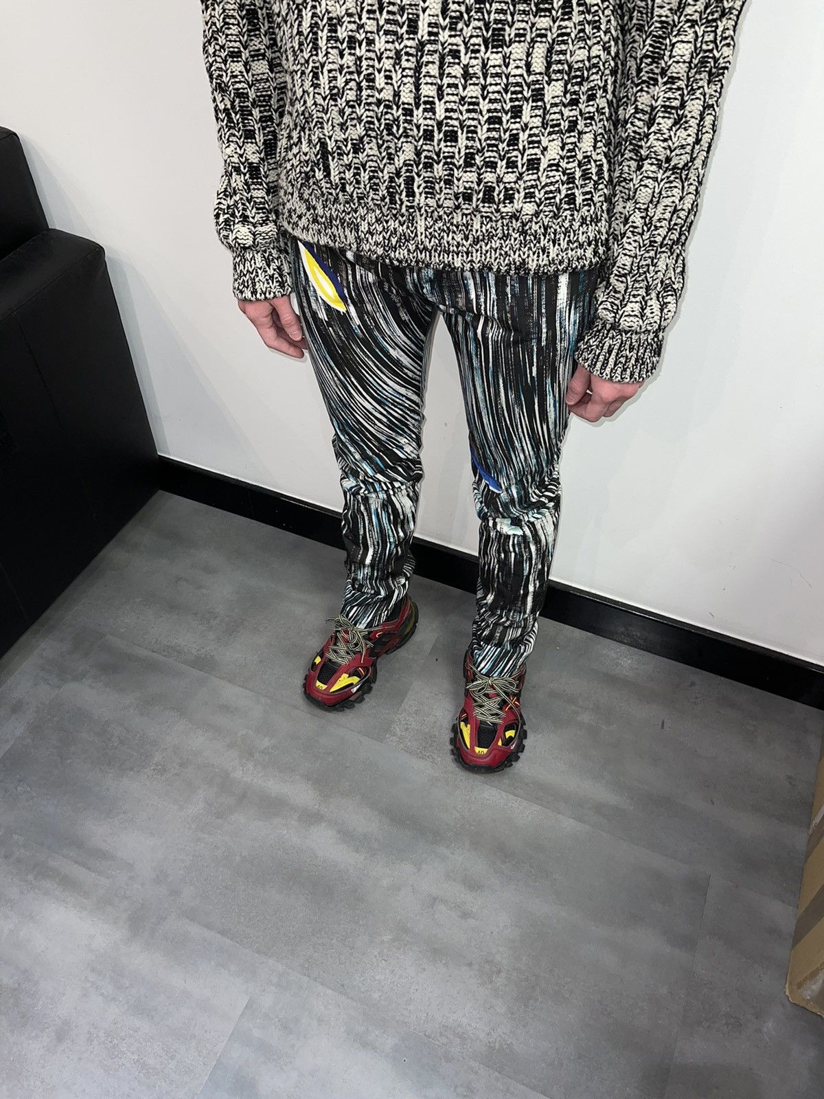 Kenzo Kenzo Abstract All Over Printed Artwork Casual Pants Size US 30 / EU 46 - 10 Thumbnail