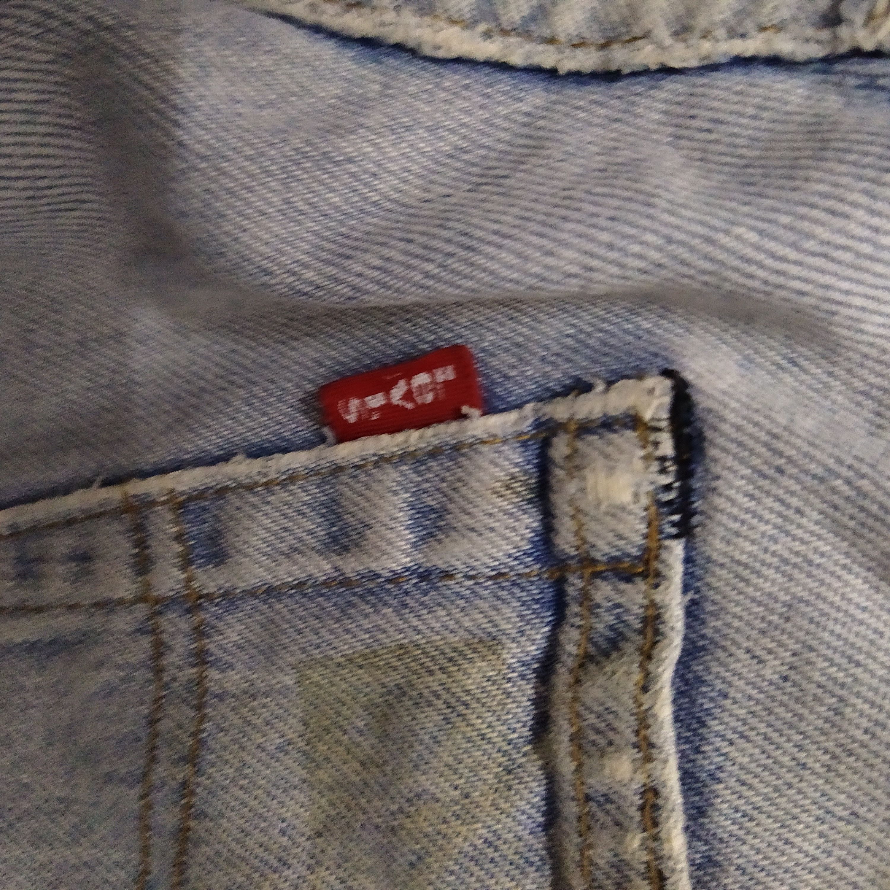 Levi's 80s LEVIS 501 SELVEDGE USA DENIM #524 DISTRESSED (D552) Size US 30 / EU 46 - 3 Thumbnail