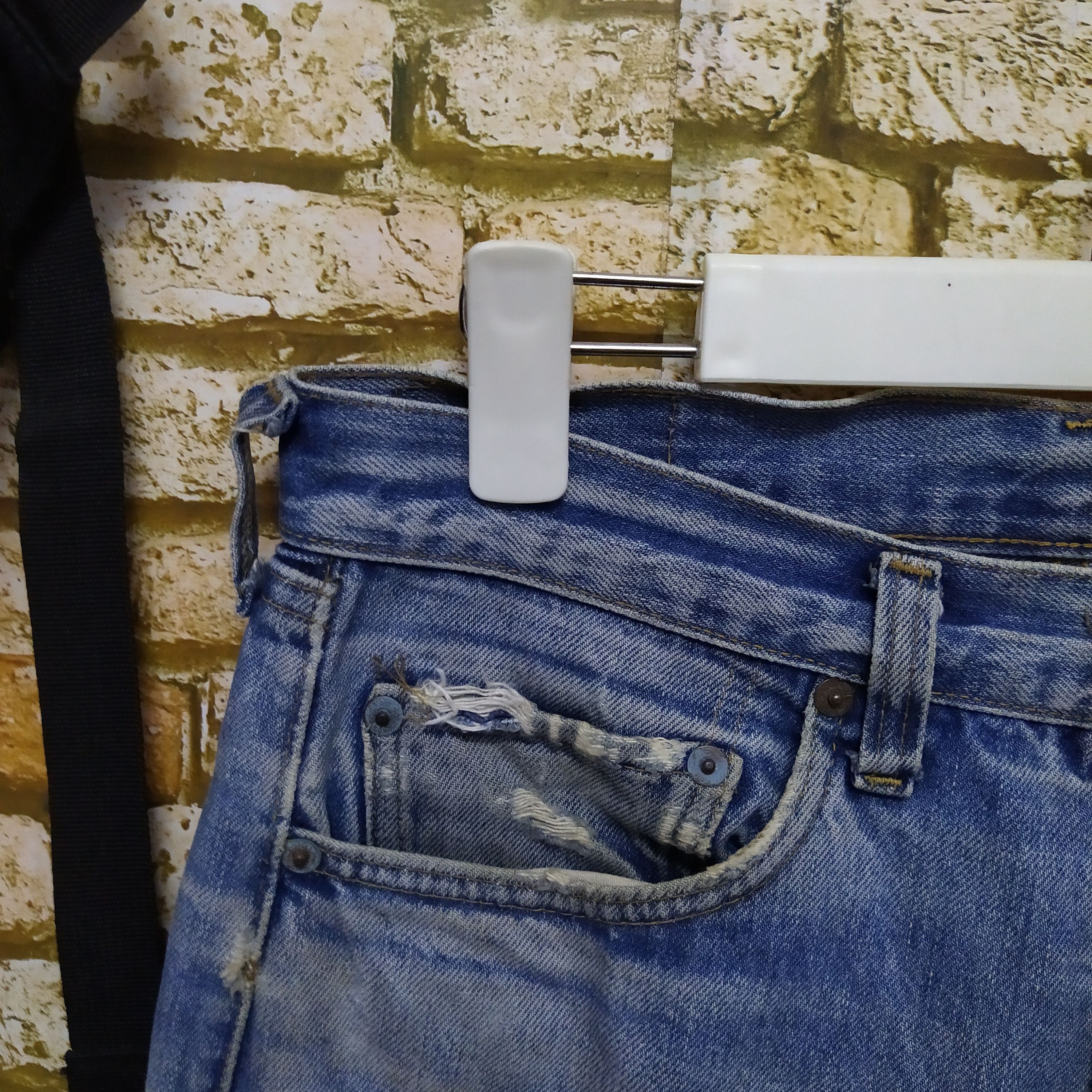 Levi's 80s LEVIS 501 Selvedge USA #6 DenimN (D551) W30 Size US 30 / EU 46 - 5 Thumbnail