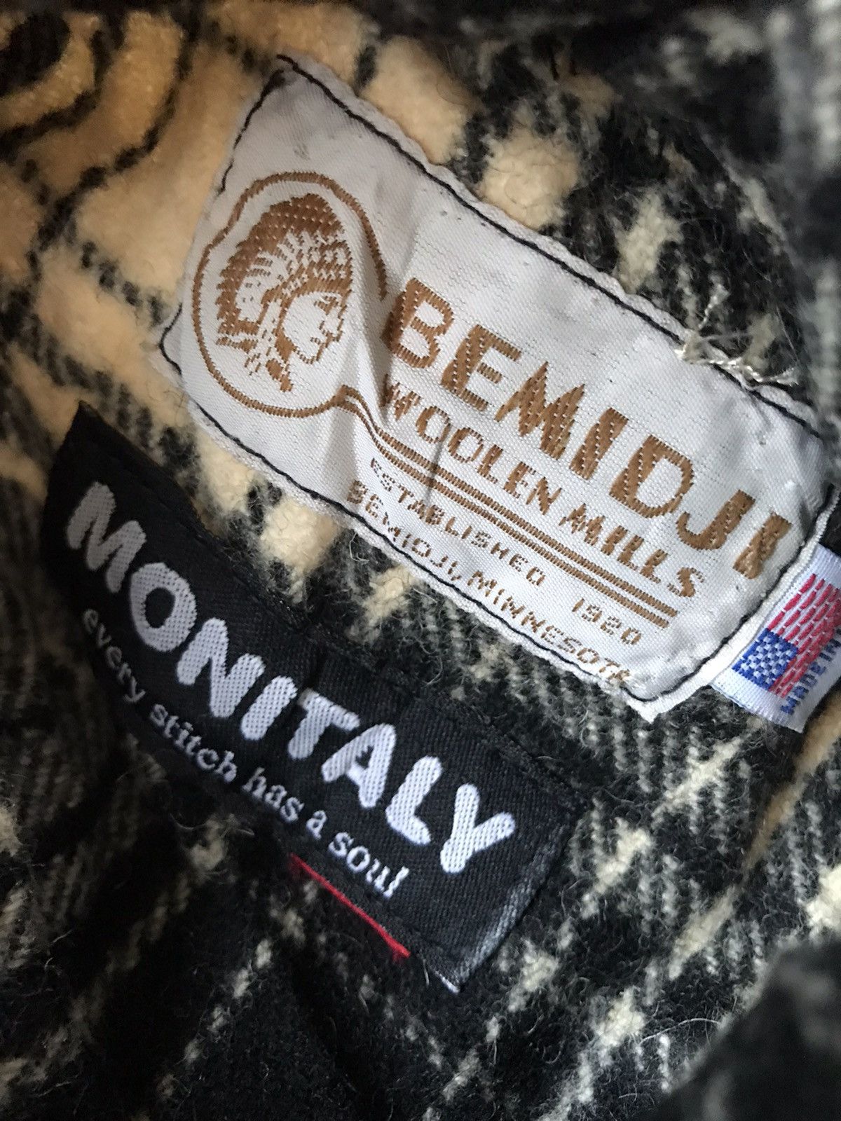 Monitaly 💥Vintage Bemidji Monitaly Wool Poncho Unisex Size US L / EU 52-54 / 3 - 5 Thumbnail