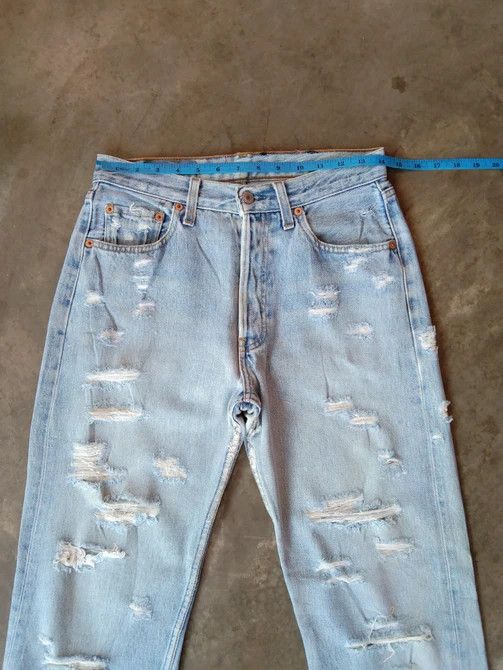 Levi's Vintage Levi's 501 Distressed Jeans 28x30 Size US 28 / EU 44 - 7 Thumbnail