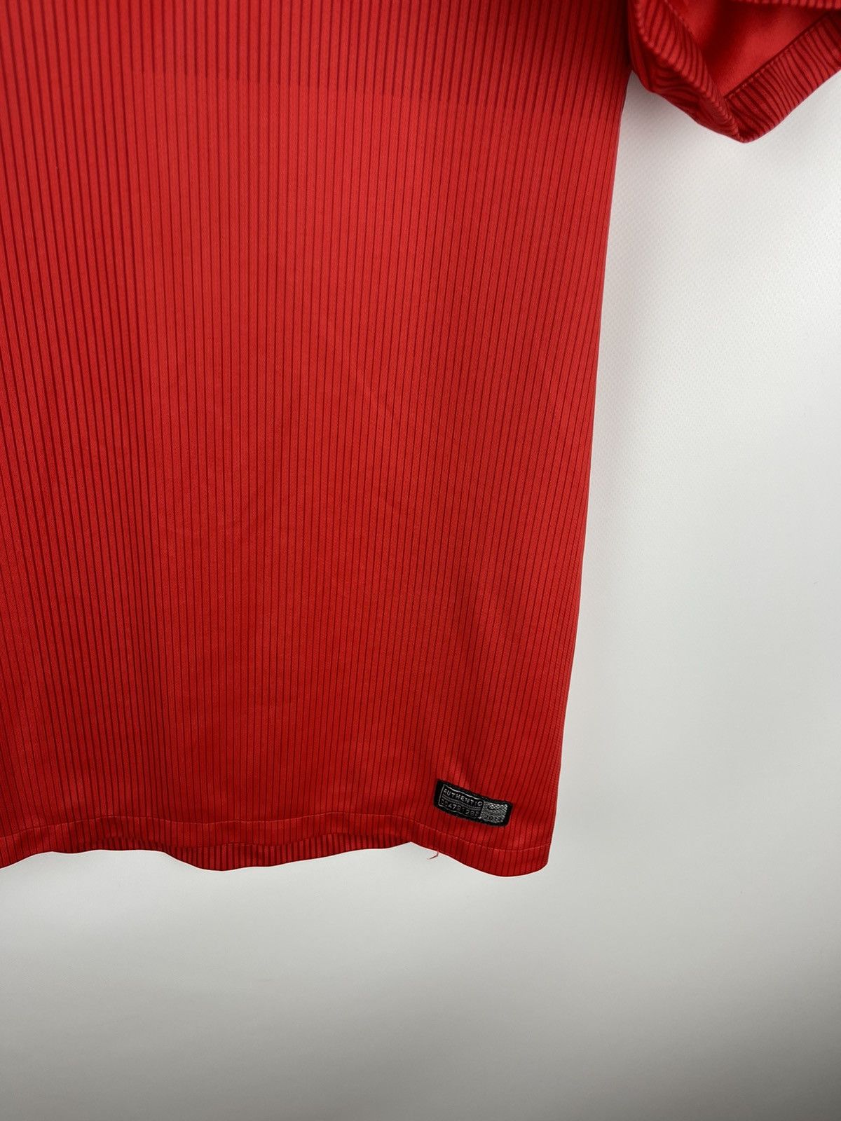 Nike Nike England 2014 World Cup away soccer jersey football Size US L / EU 52-54 / 3 - 5 Thumbnail