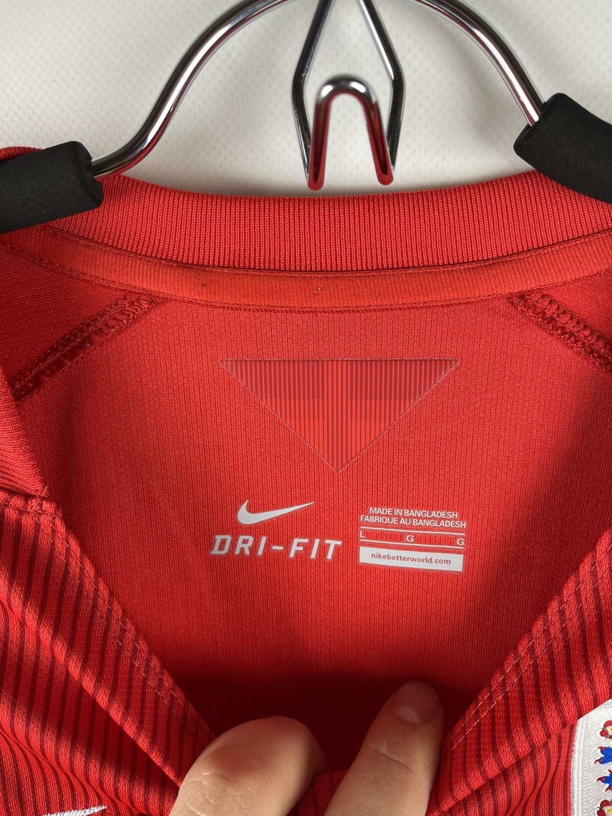 Nike Nike England 2014 World Cup away soccer jersey football Size US L / EU 52-54 / 3 - 6 Thumbnail