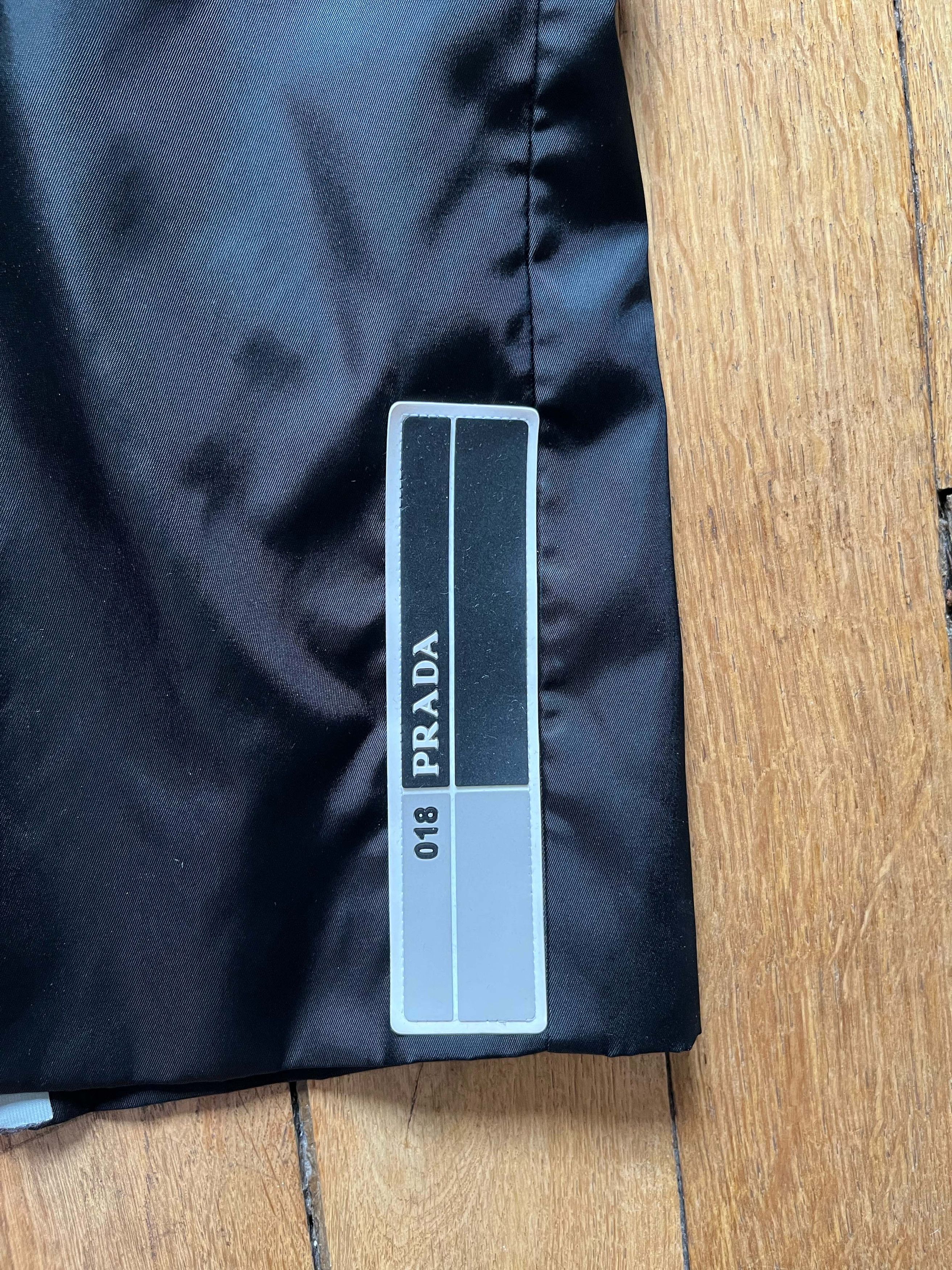 Prada Prada womens 018 nylon coat Size XS / US 0-2 / IT 36-38 - 4 Thumbnail