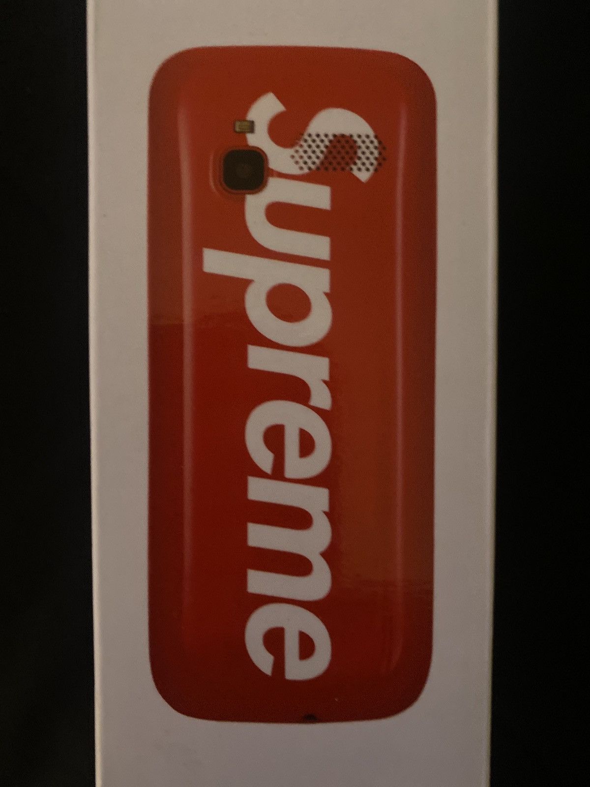 SUPREME BLU BURNER PHONE