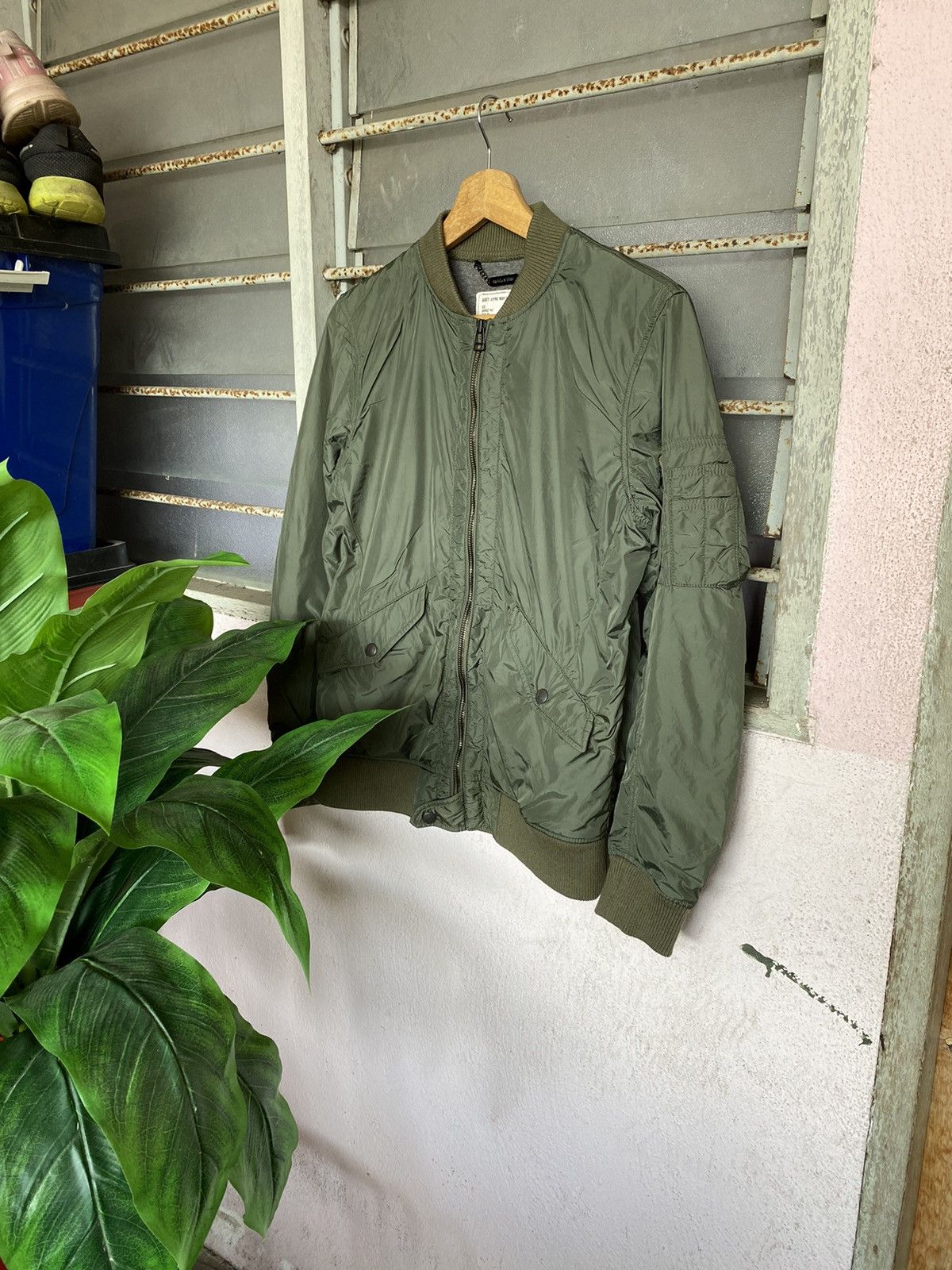 image of Steals Monkey Time x United Arrows Jacket Flying Man in Army Green, Men's (Size Small)