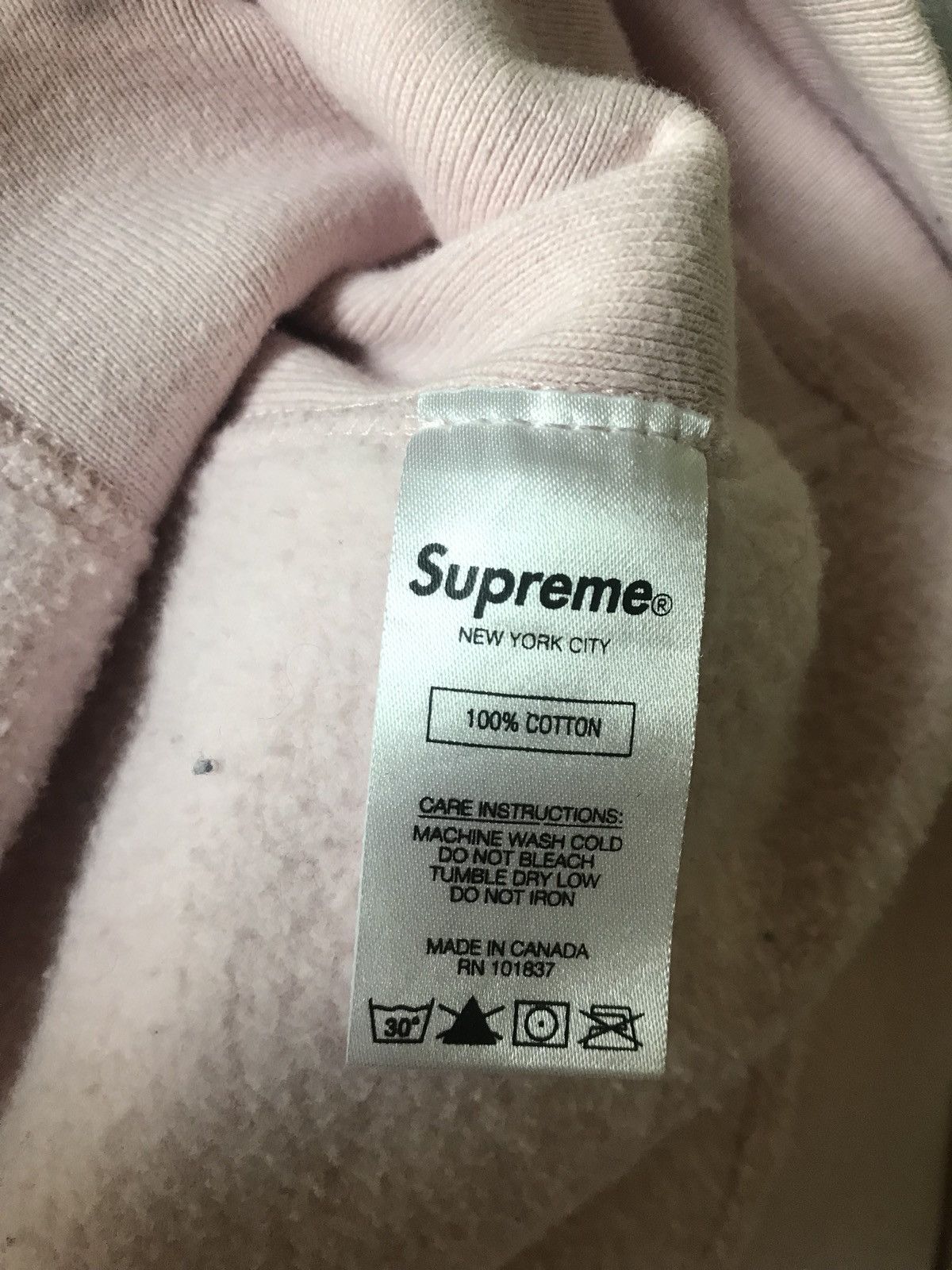 Supreme Supreme S Logo Size US L / EU 52-54 / 3 - 5 Thumbnail