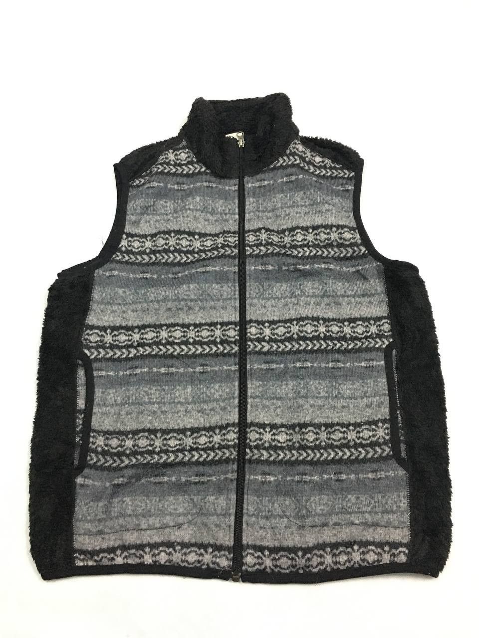Japanese Brand × Uniqlo Fleece Printed Vest Uniqlo Size US M / EU 48-50 / 2 - 1 Thumbnail