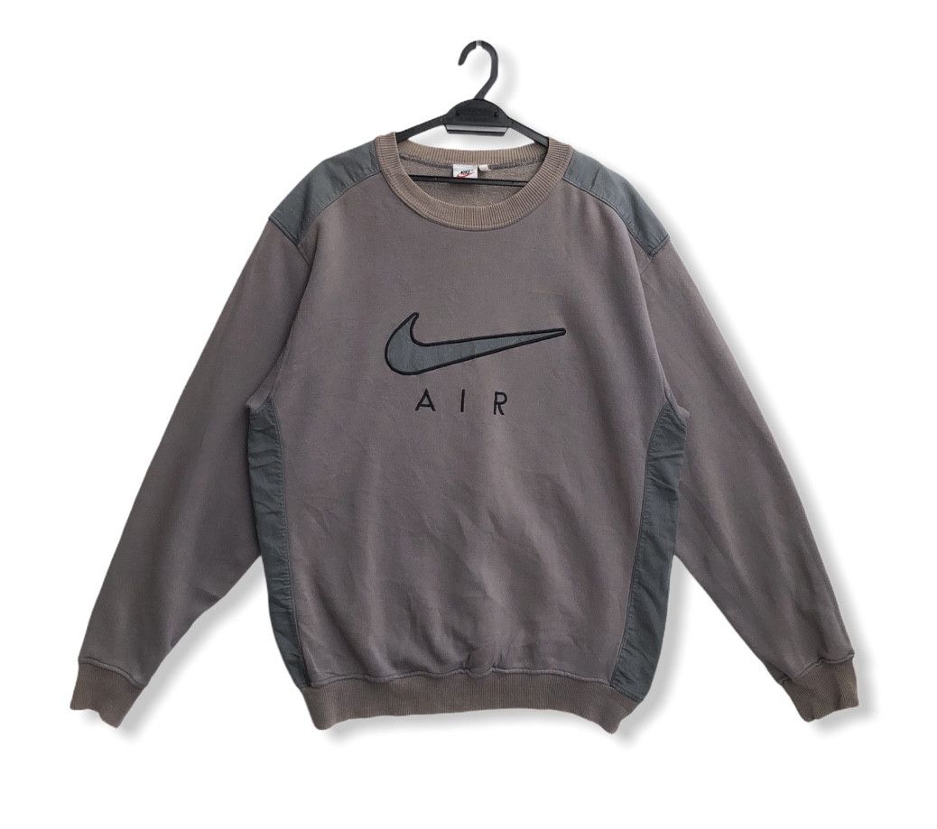 VINTAGE 90’S NIKE AIR BIG SWOOSH EMBROIDERIES SWEATSHIRT